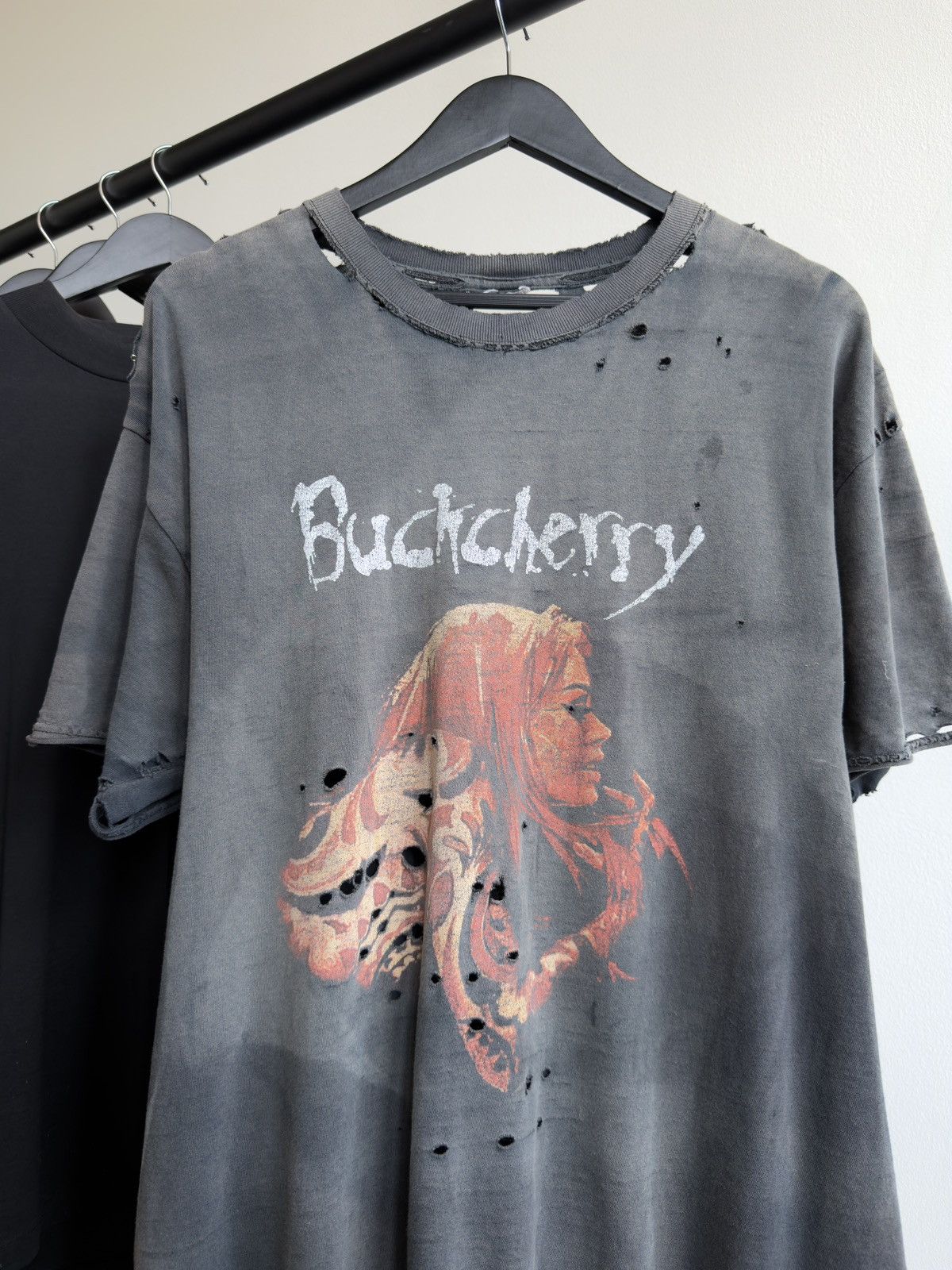 Band Tees Vintage 2000s Thrashed Buckcherry Faded Erd WCC Band Tee Size US XL / EU 56 / 4 - 2 Thumbnail