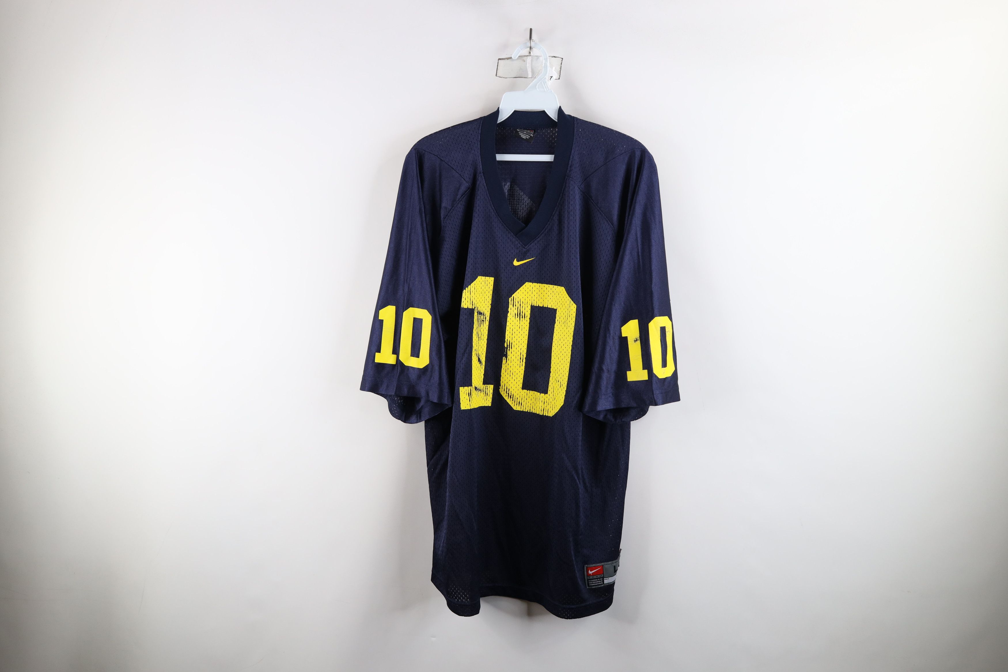 Nike × Vintage Vintage Nike Brady University of Michigan Football Jersey Size US L / EU 52-54 / 3 - 1 Thumbnail