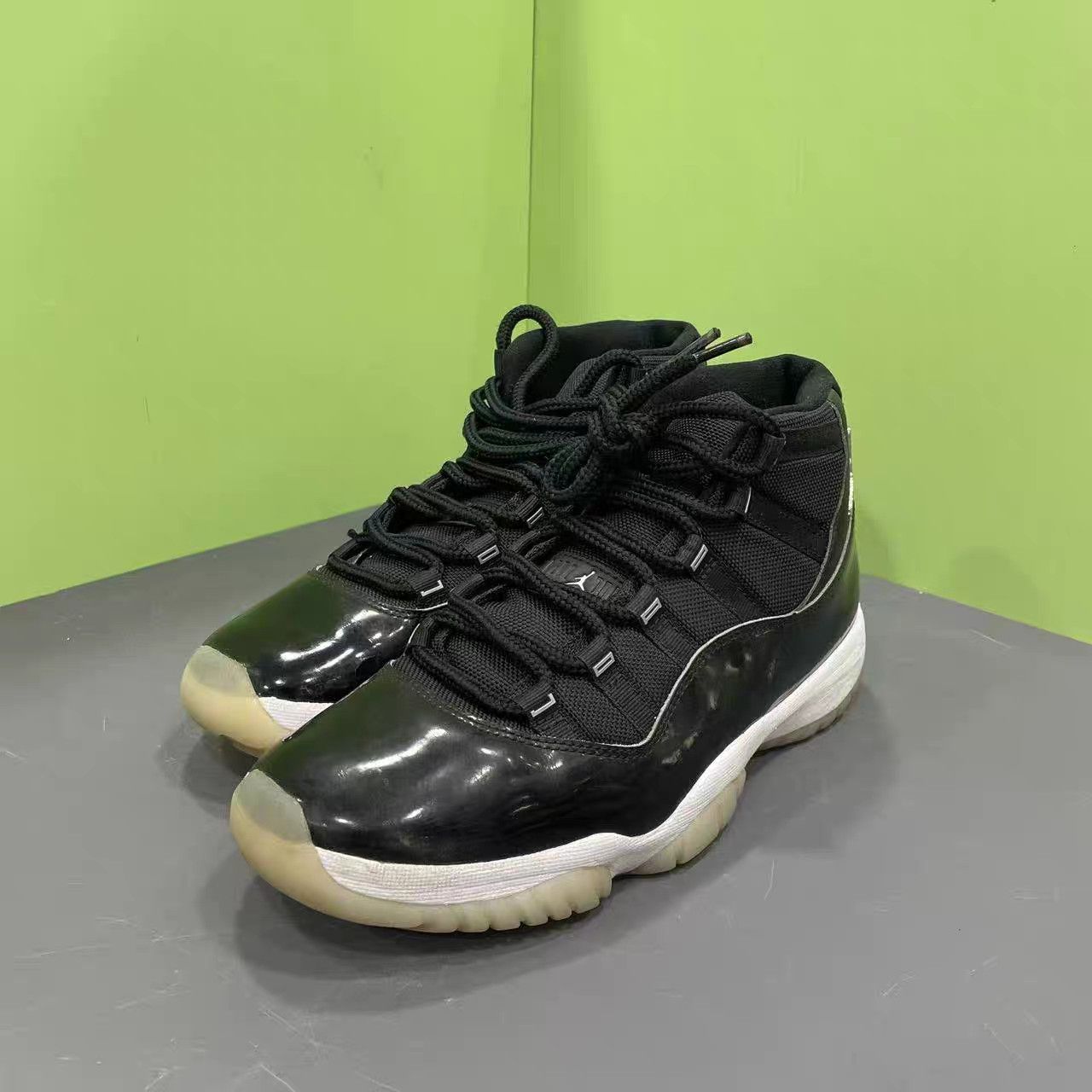 Nike AJ11 Black Silver Jubilee Basketball Shoes K15 Size US 10 / EU 43 - 1 Thumbnail