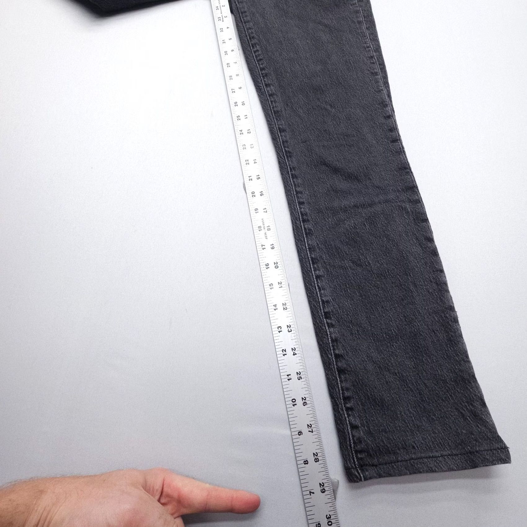 Madewell Madewell Jeans Women 26 Black Denim 5-Pocket Stretch Straight Vintage? No (Vintage: No) High Rise 29 Inseam Size 26" / US 2 / IT 38 - 5 Thumbnail