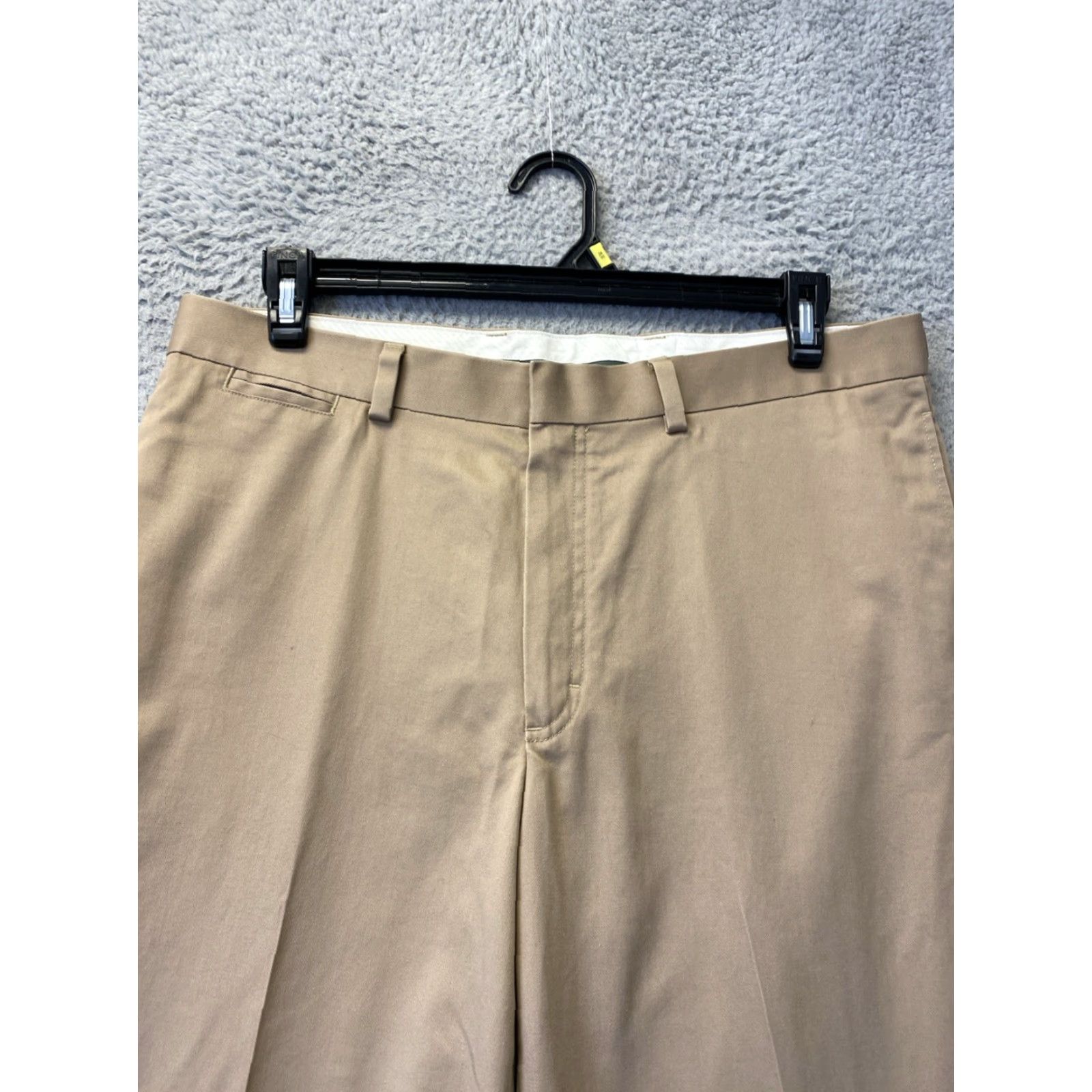 Vintage VINTAGE LL Bean Cotton Chino Pants Men Size 35x32 Tan Peach Casual Workwear Size US 35 - 2 Thumbnail