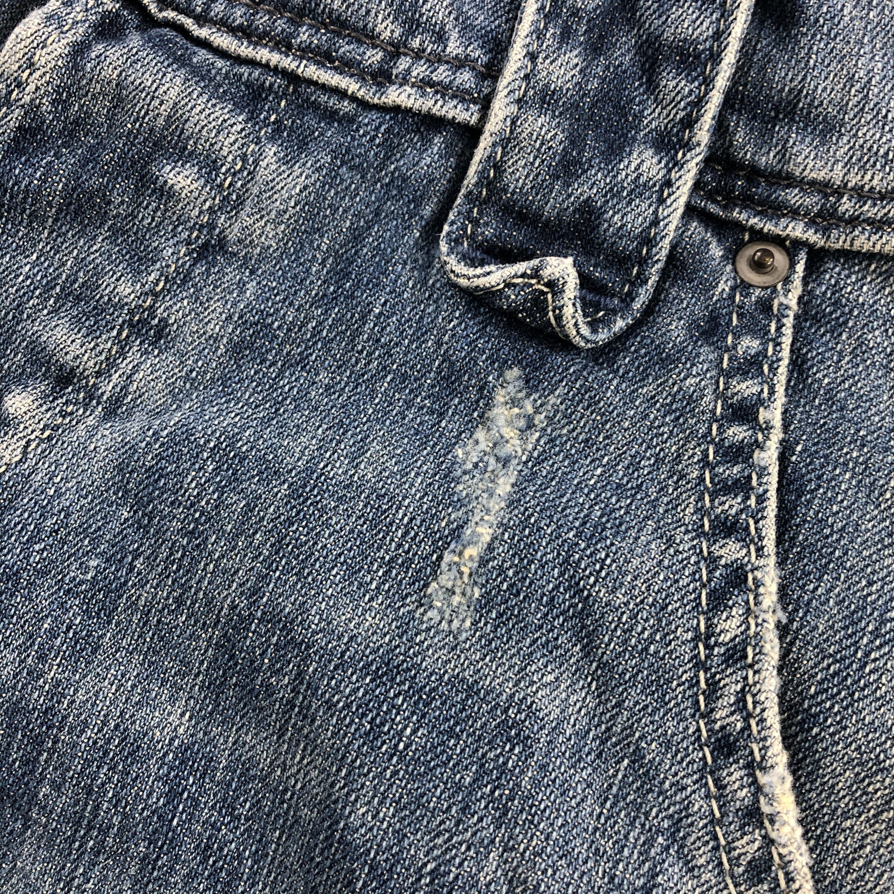 Levi's Vintage Blue Wash Levis Jeans-J2030 Size US 33 - 12 Thumbnail