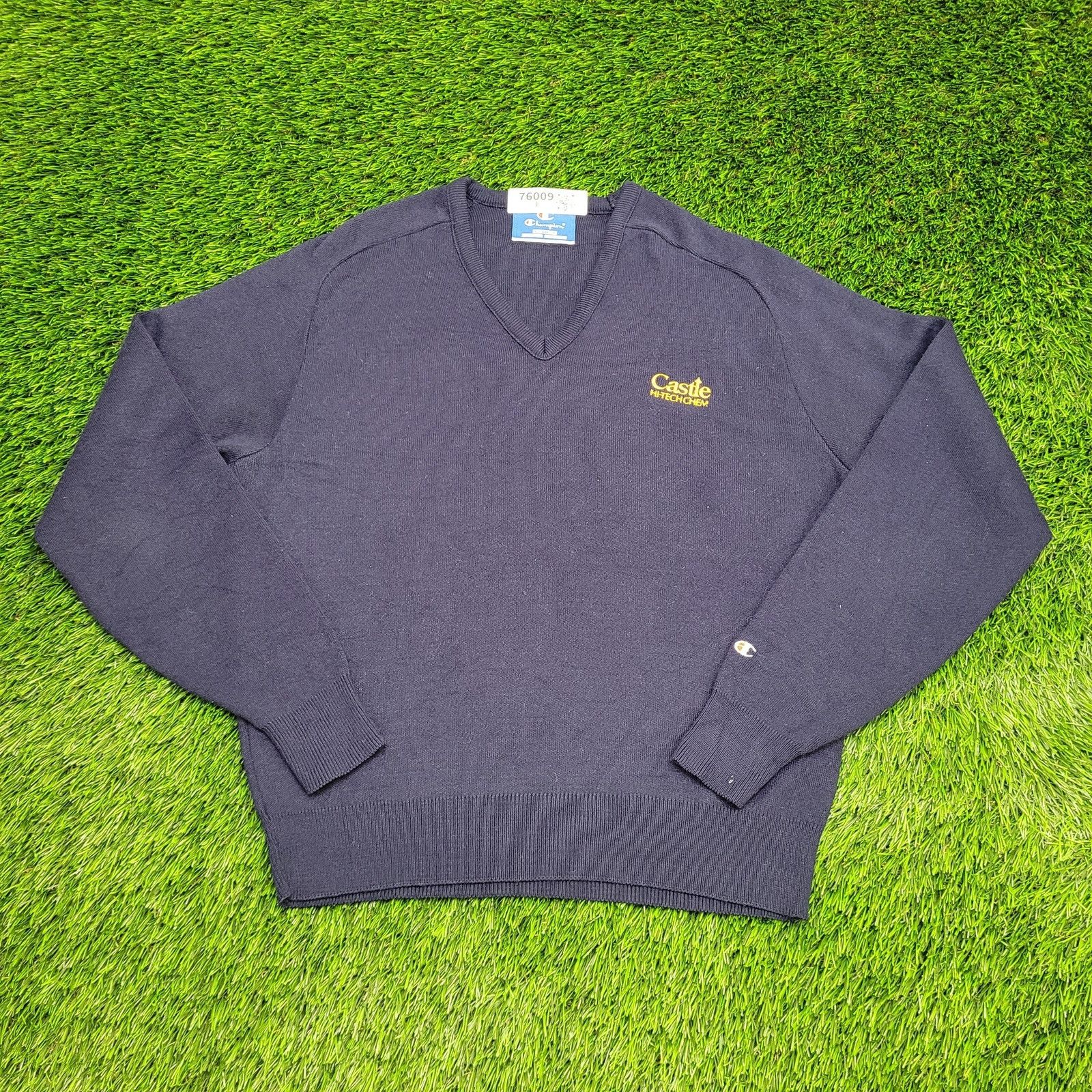 Champion Vintage 80s Champion Sweater M/L 20x25 Navy-Blue Castle USA Size US L / EU 52-54 / 3 - 1 Thumbnail