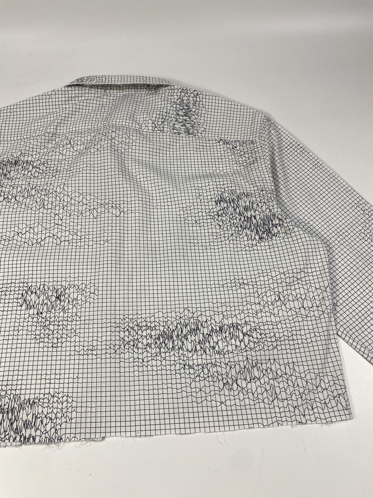 Vintage Avant Garde Cropped Distressed Spikes Geology Shirt Size US L / EU 52-54 / 3 - 12 Thumbnail