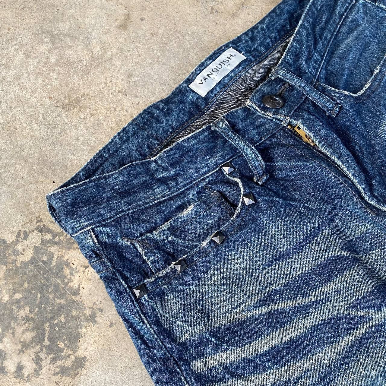 Tornado Mart RYO ISHIKAWA BY VANQUISH TOKYO JAPAN DISTRESSED BLUEWASH Size US 28 / EU 44 - 10 Thumbnail