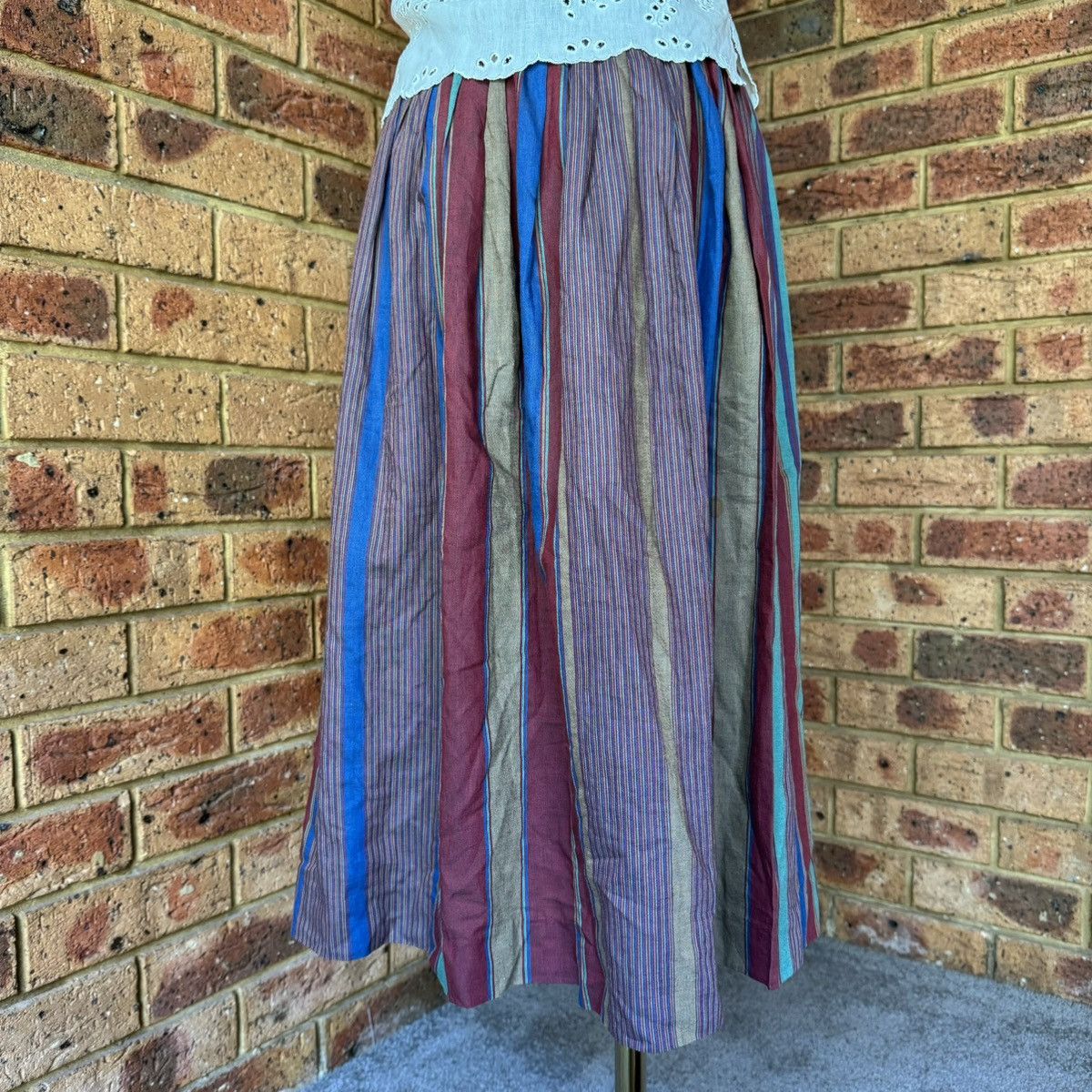 Calvin Klein × Vintage Calvin Klein midi striped skirt Size 28" / US 6 / IT 42 - 8 Thumbnail
