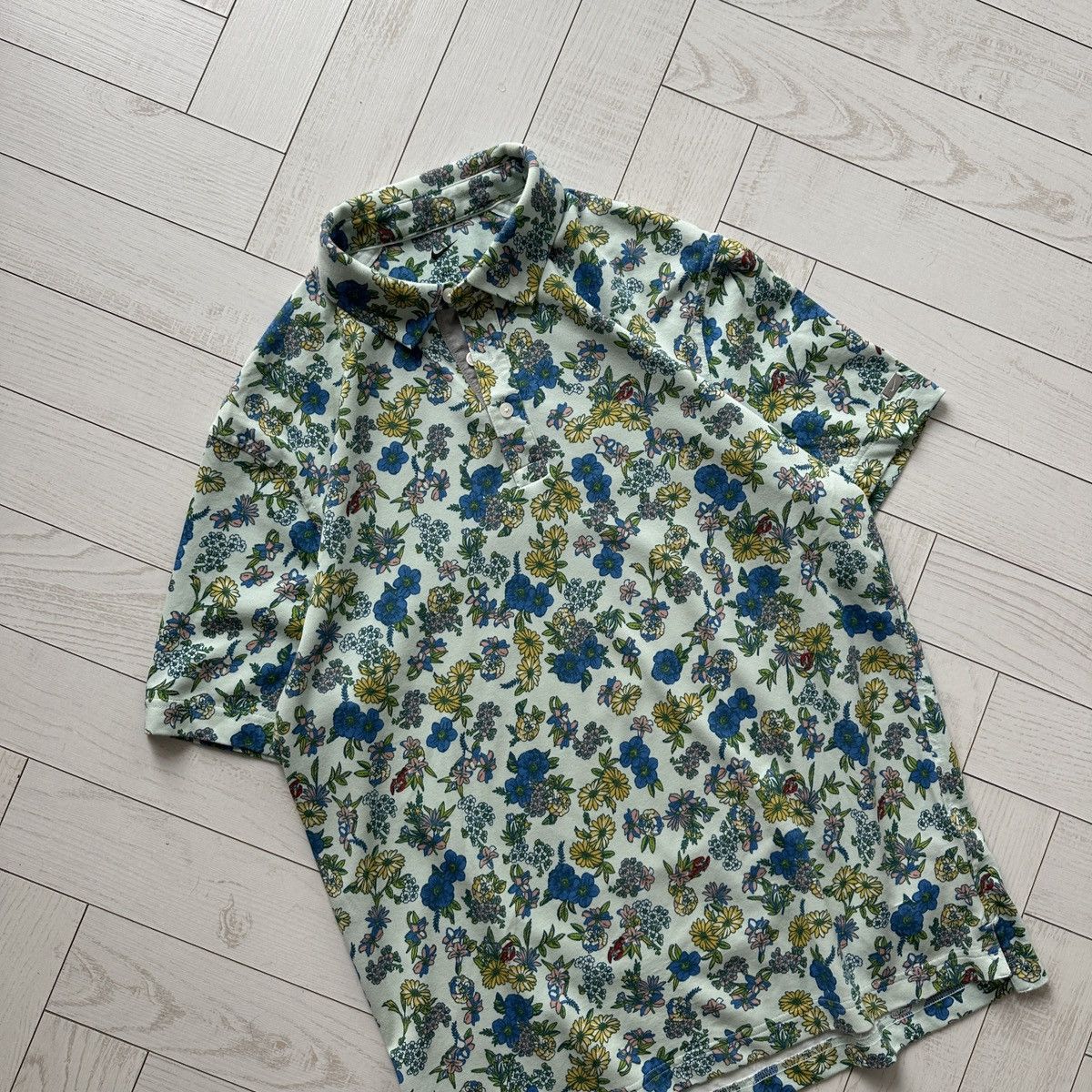 Nike Nike polo golf floral print streetwear vintage rare lobster Size US M / EU 48-50 / 2 - 13 Thumbnail