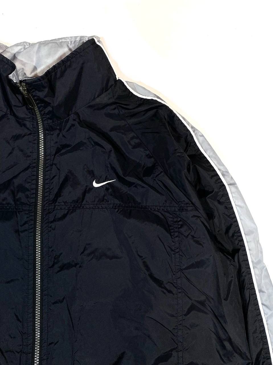 Nike × Vintage Vintage Y2K Nylon Windbreaker Nike Light Jacket Size US L / EU 52-54 / 3 - 6 Thumbnail