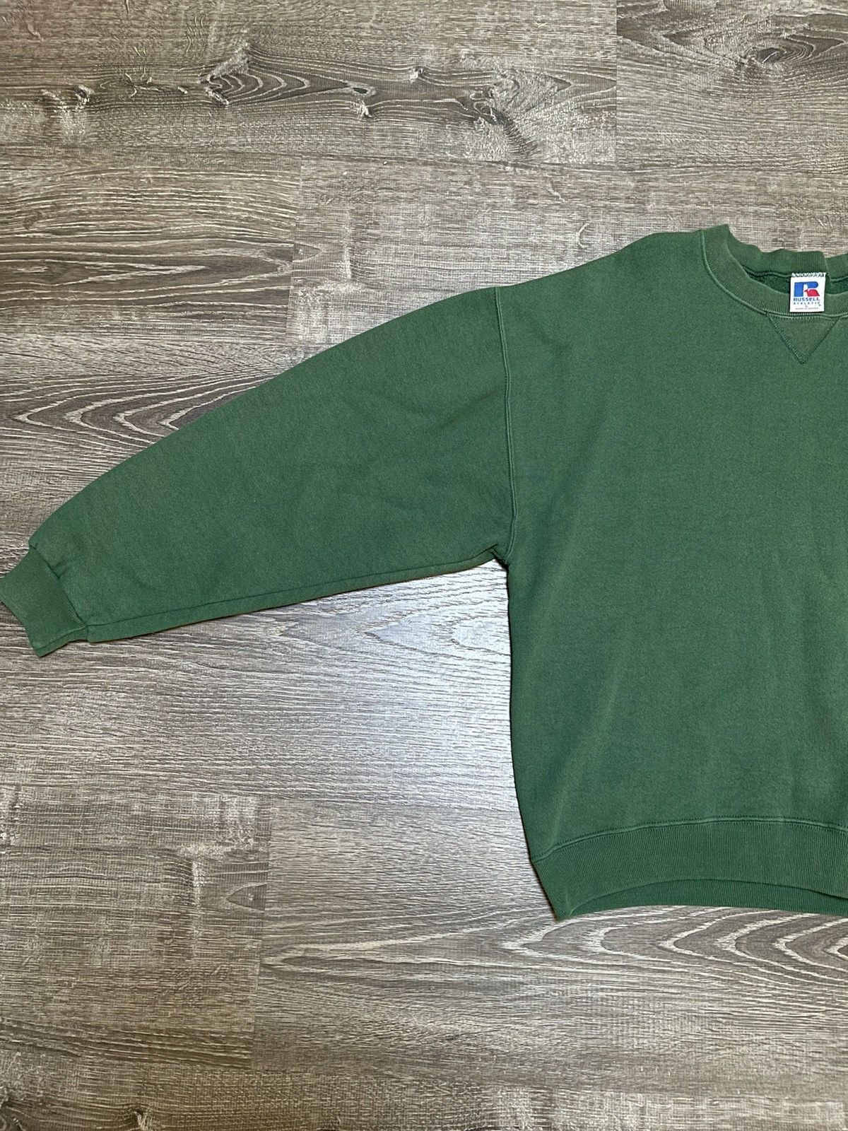 Russell Athletic × Vintage Vintage Russell Athletic Forest Green Crewneck Sweatshirt Size US L / EU 52-54 / 3 - 4 Thumbnail