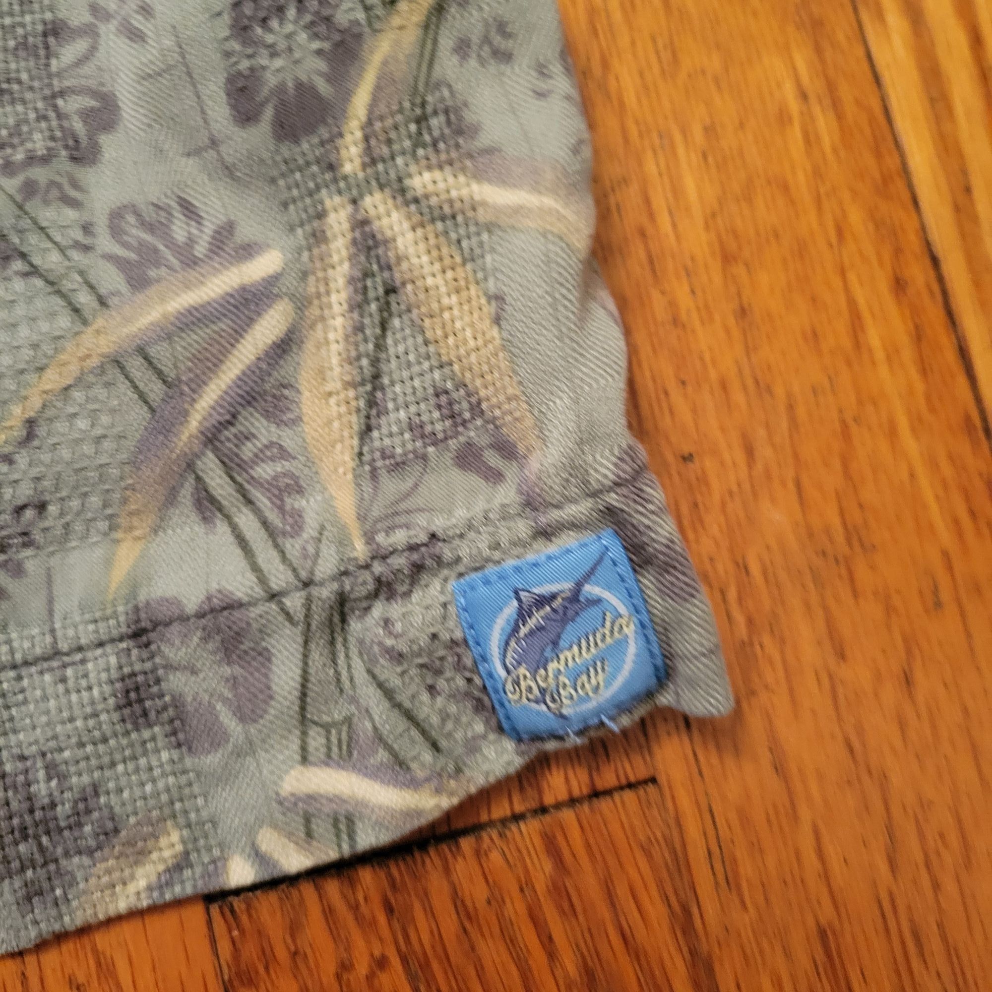 Other Bermuda Bay XL Hawaiian Button Up Shirt Silk Floral Bamboo P Size US XL / EU 56 / 4 - 7 Thumbnail