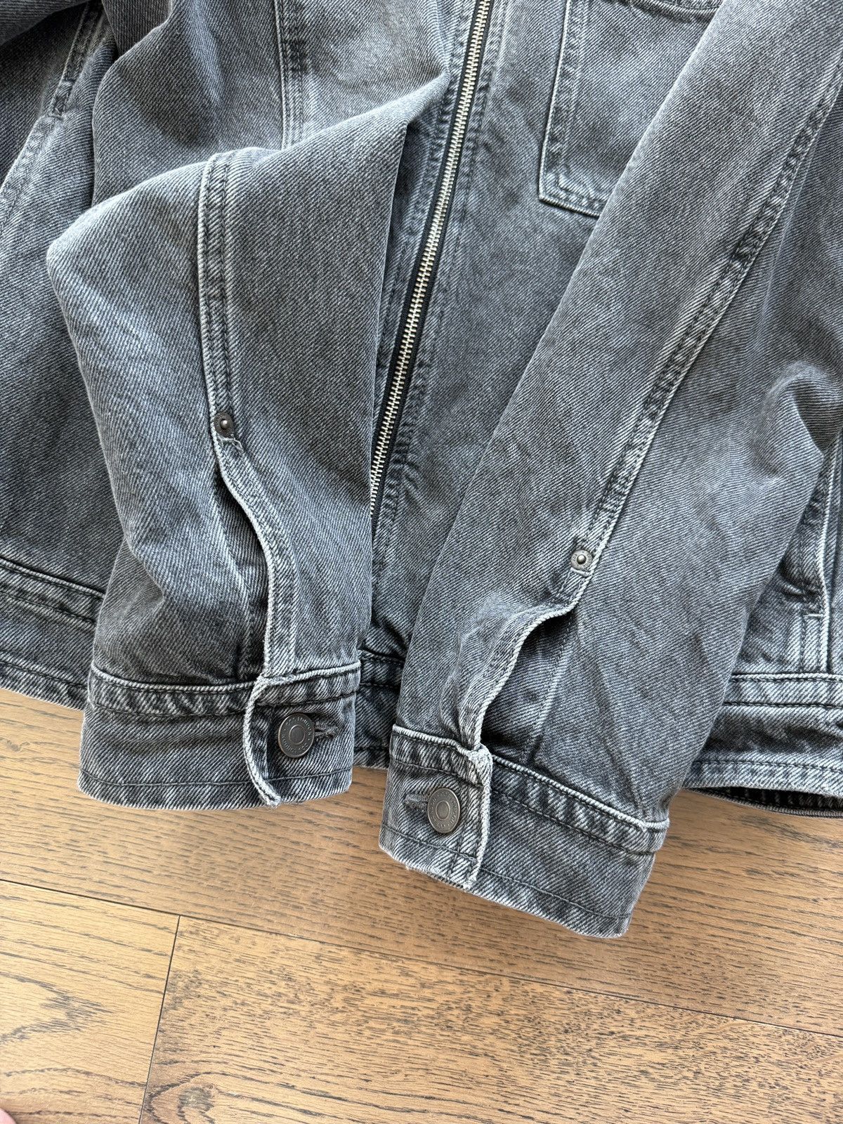 Cos COS Mens Organic Cotton Washed Charcoar Grey Denim Jacket XS Size US XS / EU 42 / 0 - 9 Thumbnail