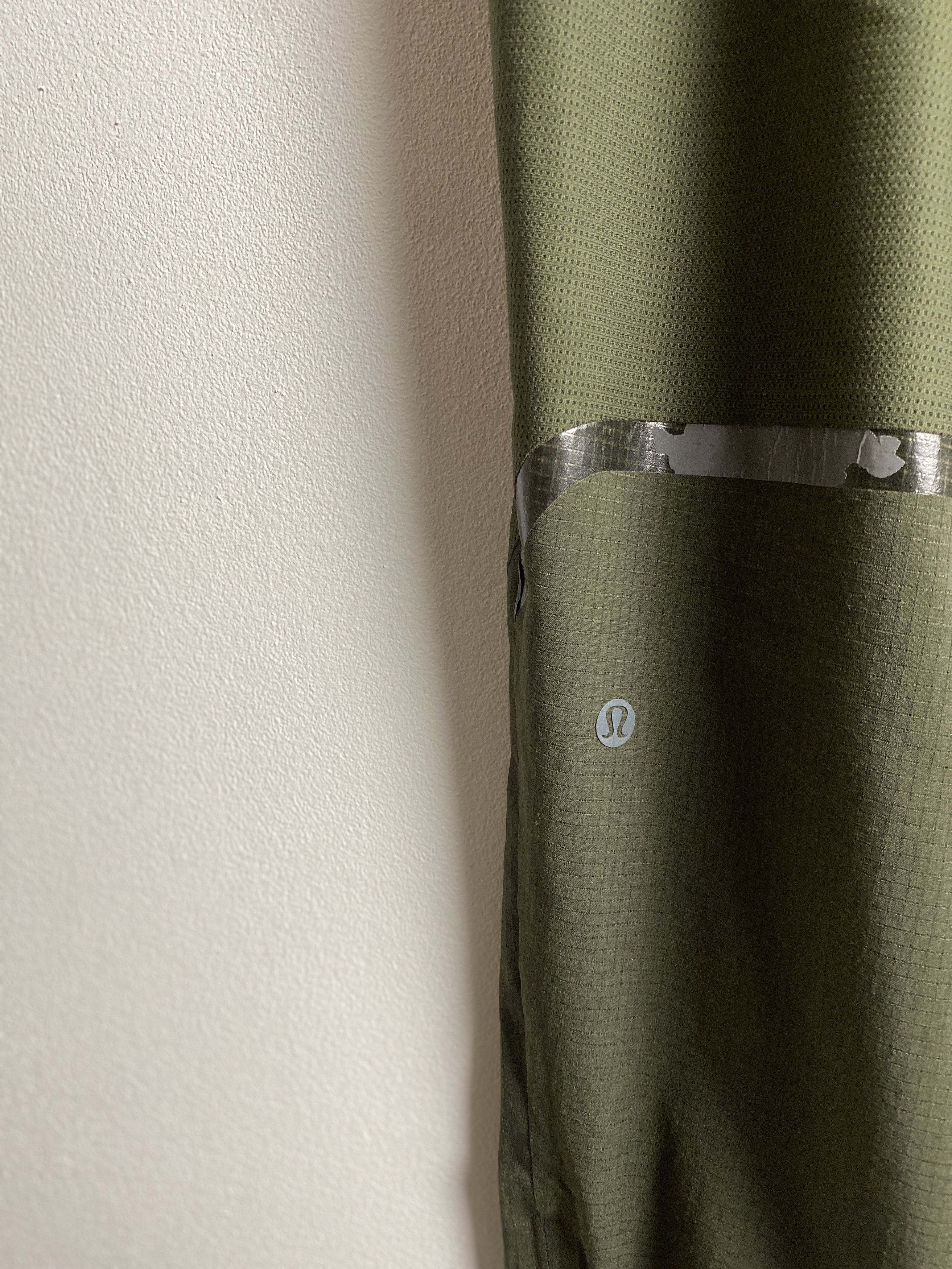 Lululemon Lululemon sweatpants joggers reflective Size US 34 / EU 50 - 4 Thumbnail