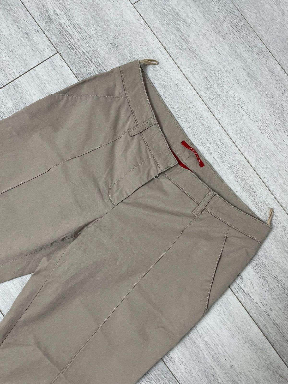 Prada Prada casual Trousers Beige Size 27" / US 4 / IT 40 - 2 Thumbnail