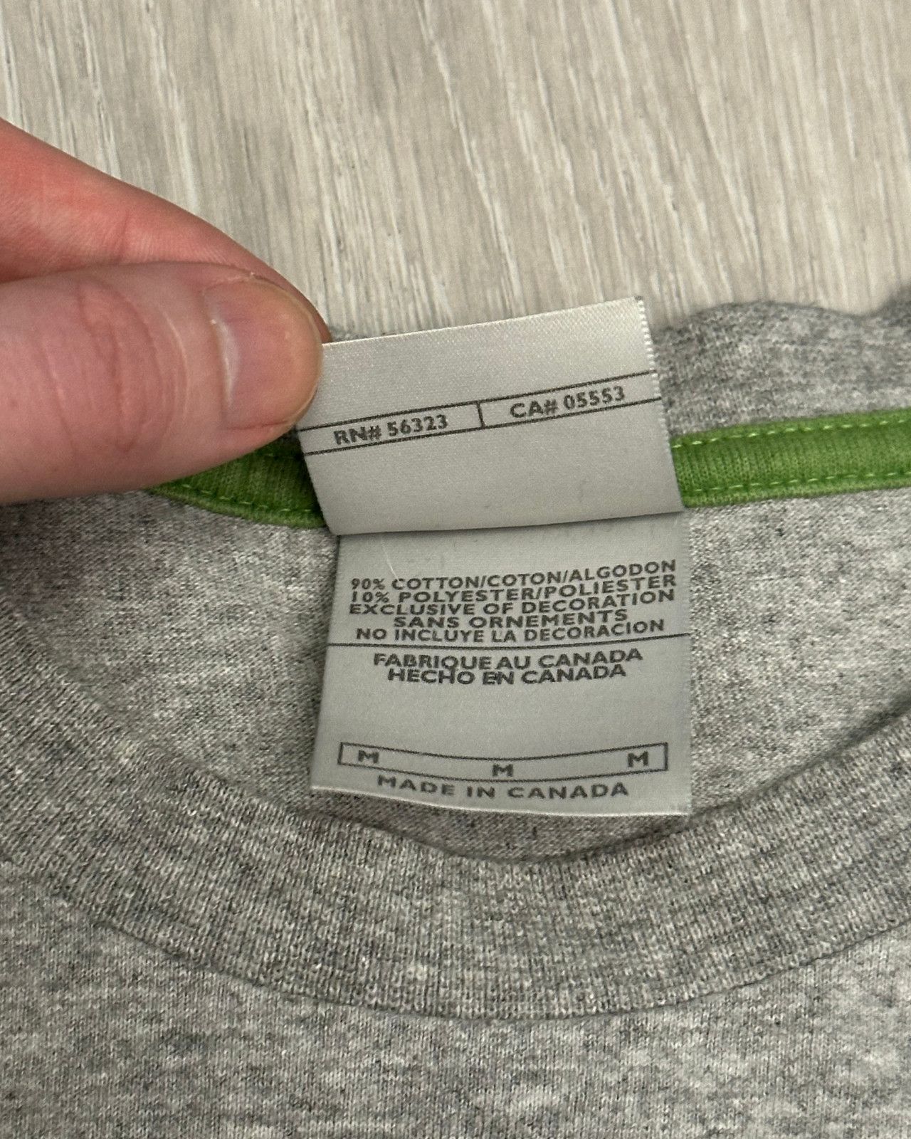 Nike Vintage Y2K Nike Embroidered Swoosh Gray T-Shirt Size Medium Size US M / EU 48-50 / 2 - 6 Thumbnail