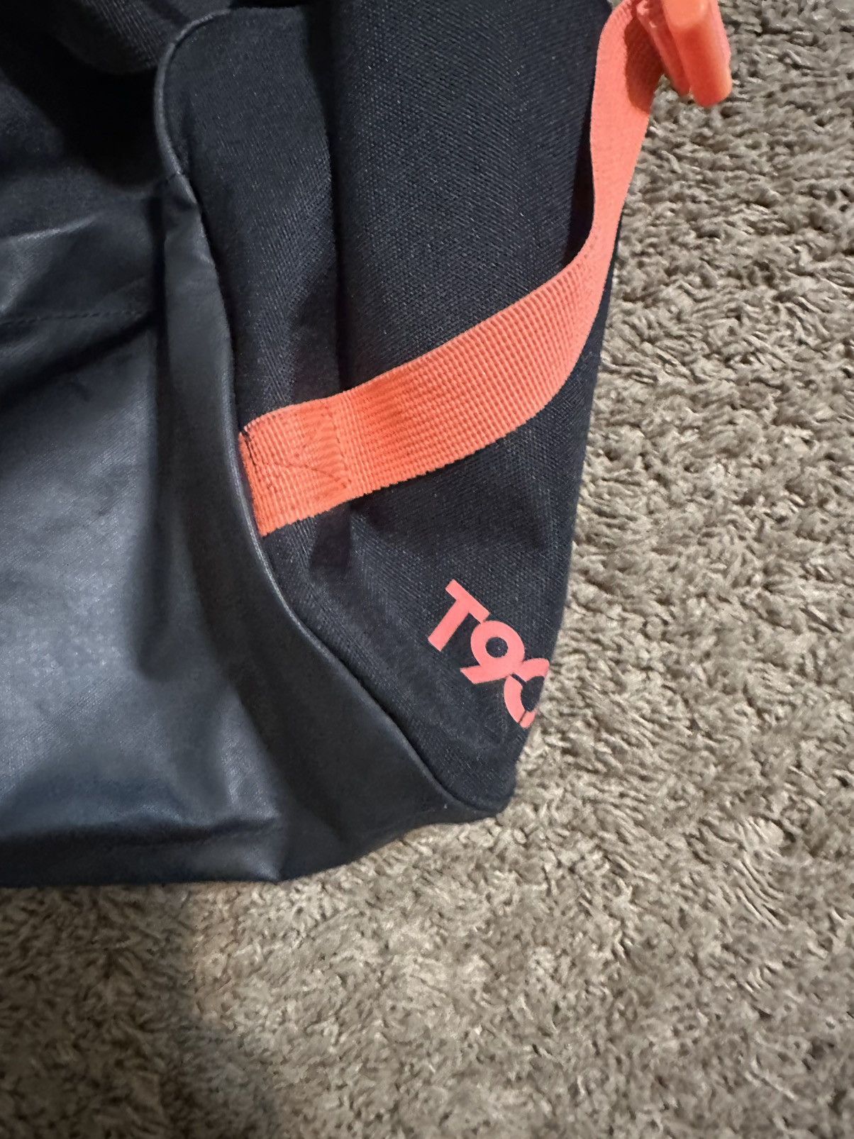 Nike Vintage Nike sportswear “triple black” duffel bag 00s Size ONE SIZE - 4 Thumbnail