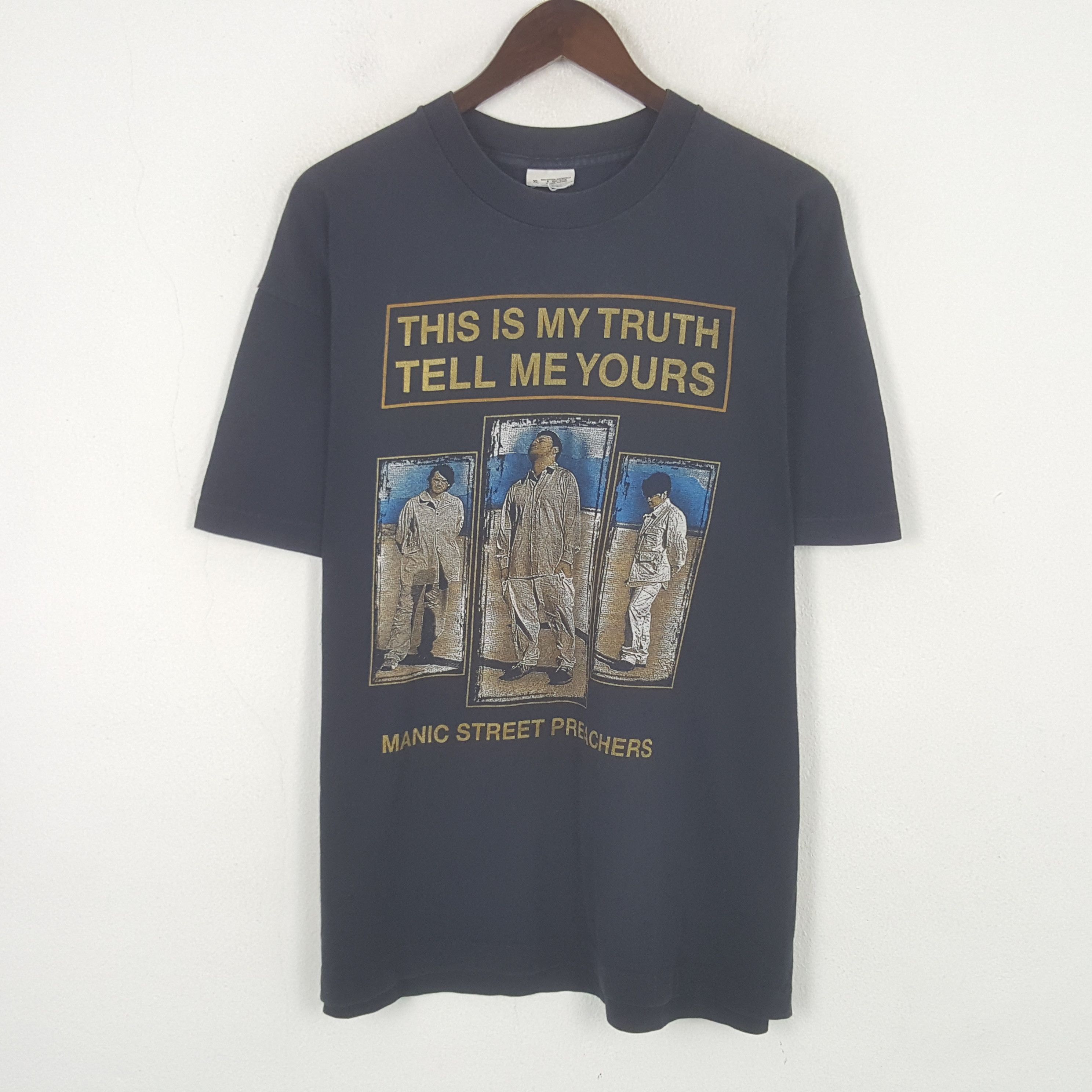 Band Tees Vintage Manic Street Preachei American Rock Band Tshirt Size US XL / EU 56 / 4 - 1 Thumbnail