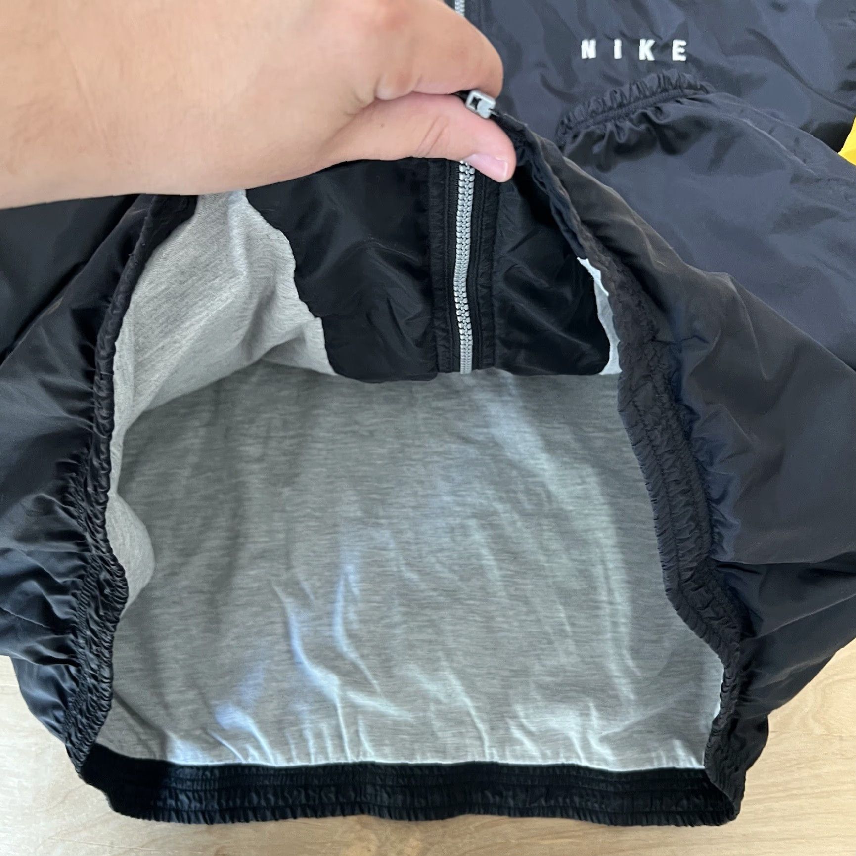 Nike Vintage Nike Jacket 2XL Black Windbreaker Sportswear 90s Logo Zip Regular Mens Jacket Size US XXL / EU 58 / 5 - 6 Thumbnail