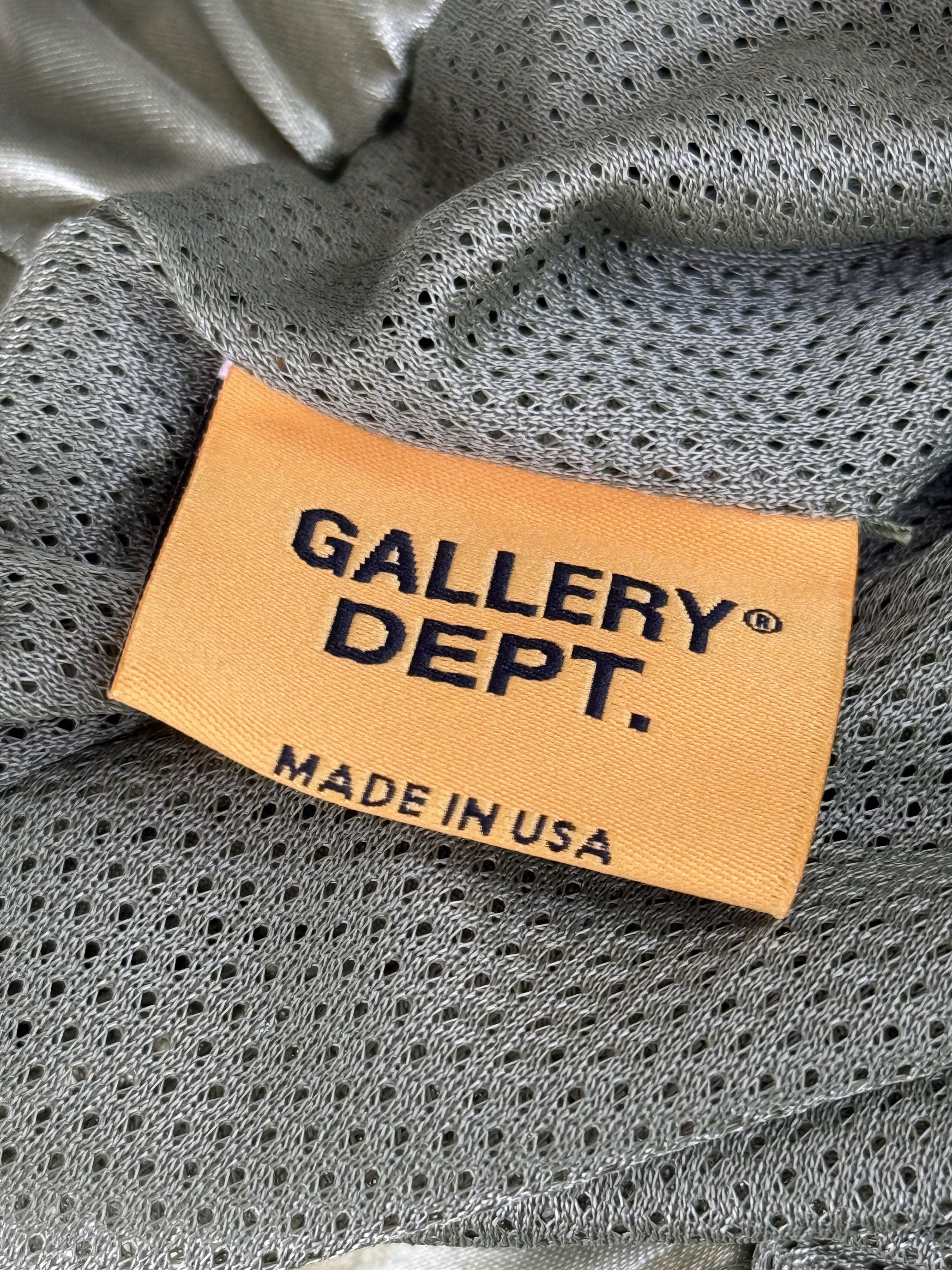 Gallery Dept. Gallery Dept Green & Black Jacky Boxing Logo Shorts Size US 38 / EU 54 - 4 Thumbnail