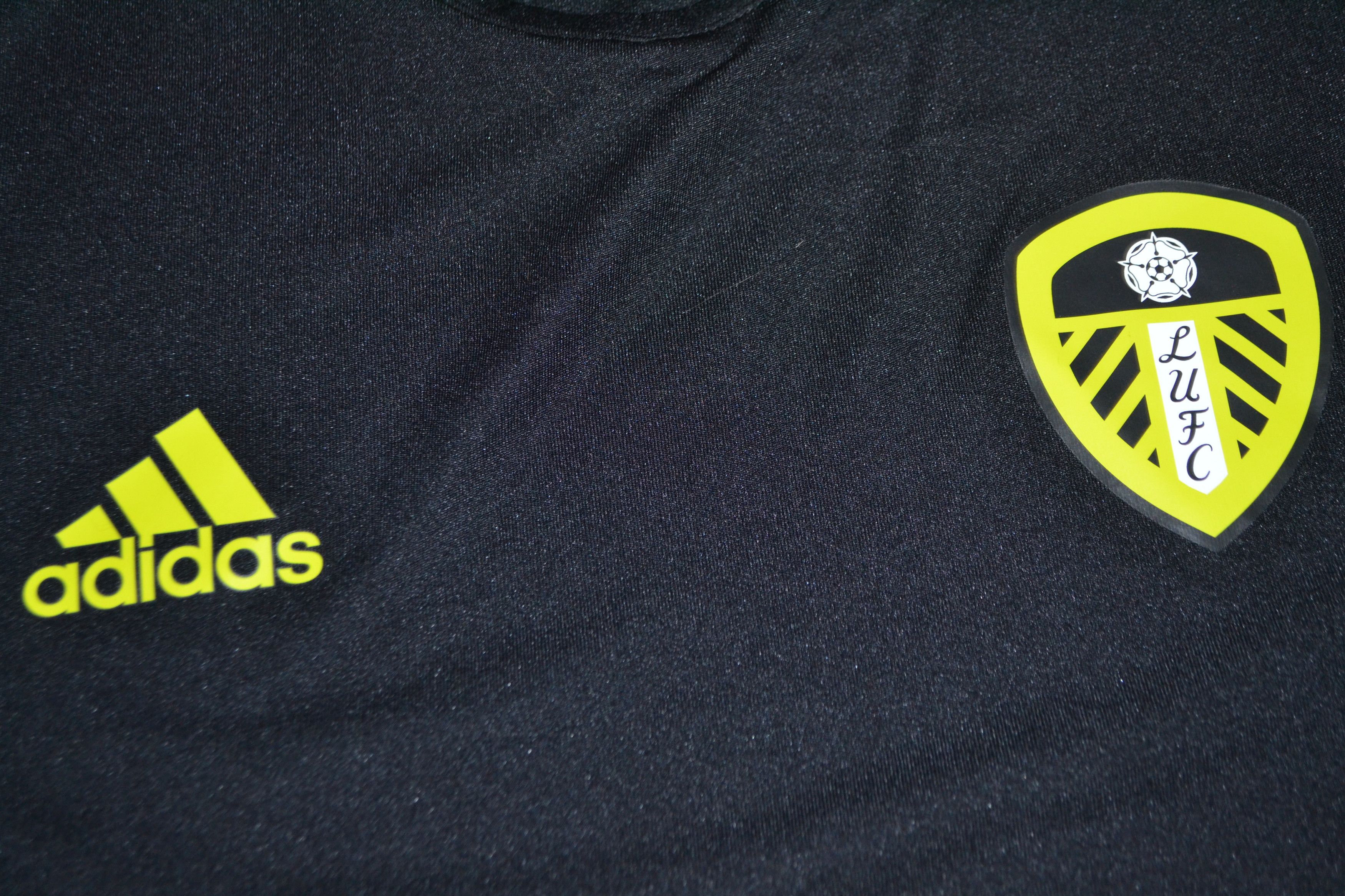 Adidas Leeds United Training 2021 2022 Football Shirt Jersey Size US S / EU 44-46 / 1 - 4 Thumbnail