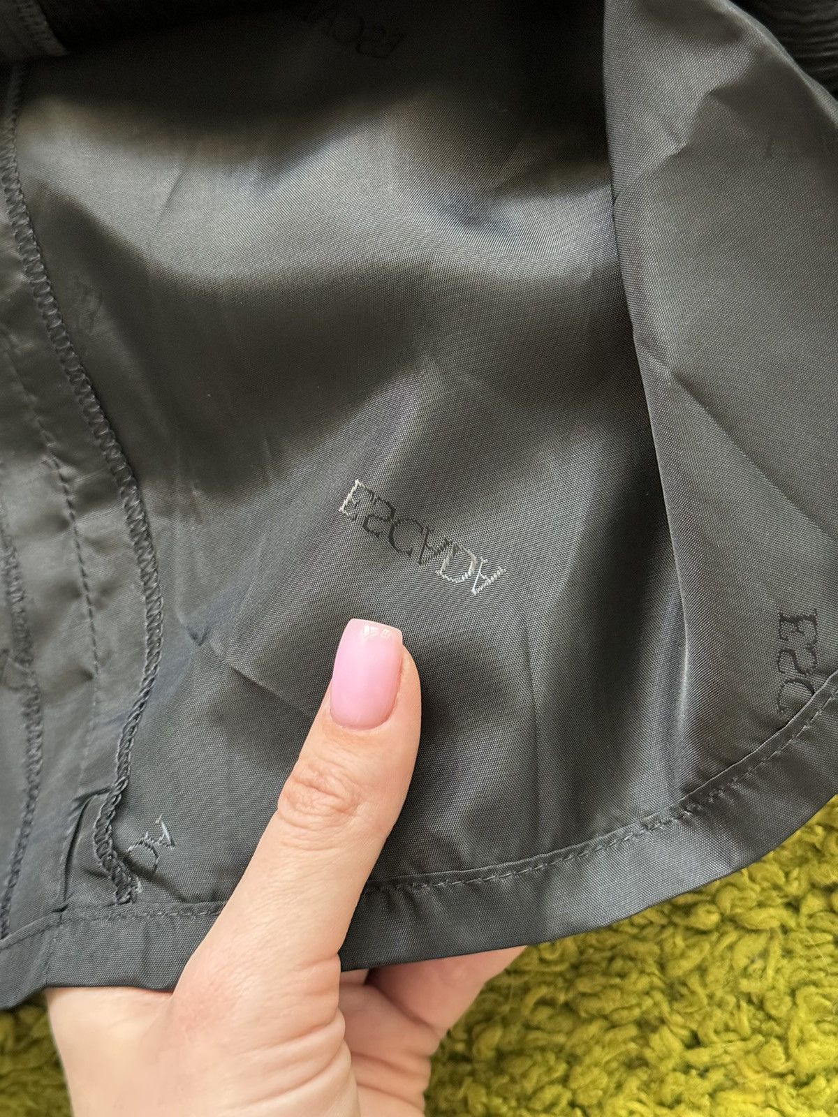 Escada × Escada Sport × Vintage Escada 1990s vintage maxi skirt Size 26" / US 2 / IT 38 - 7 Thumbnail