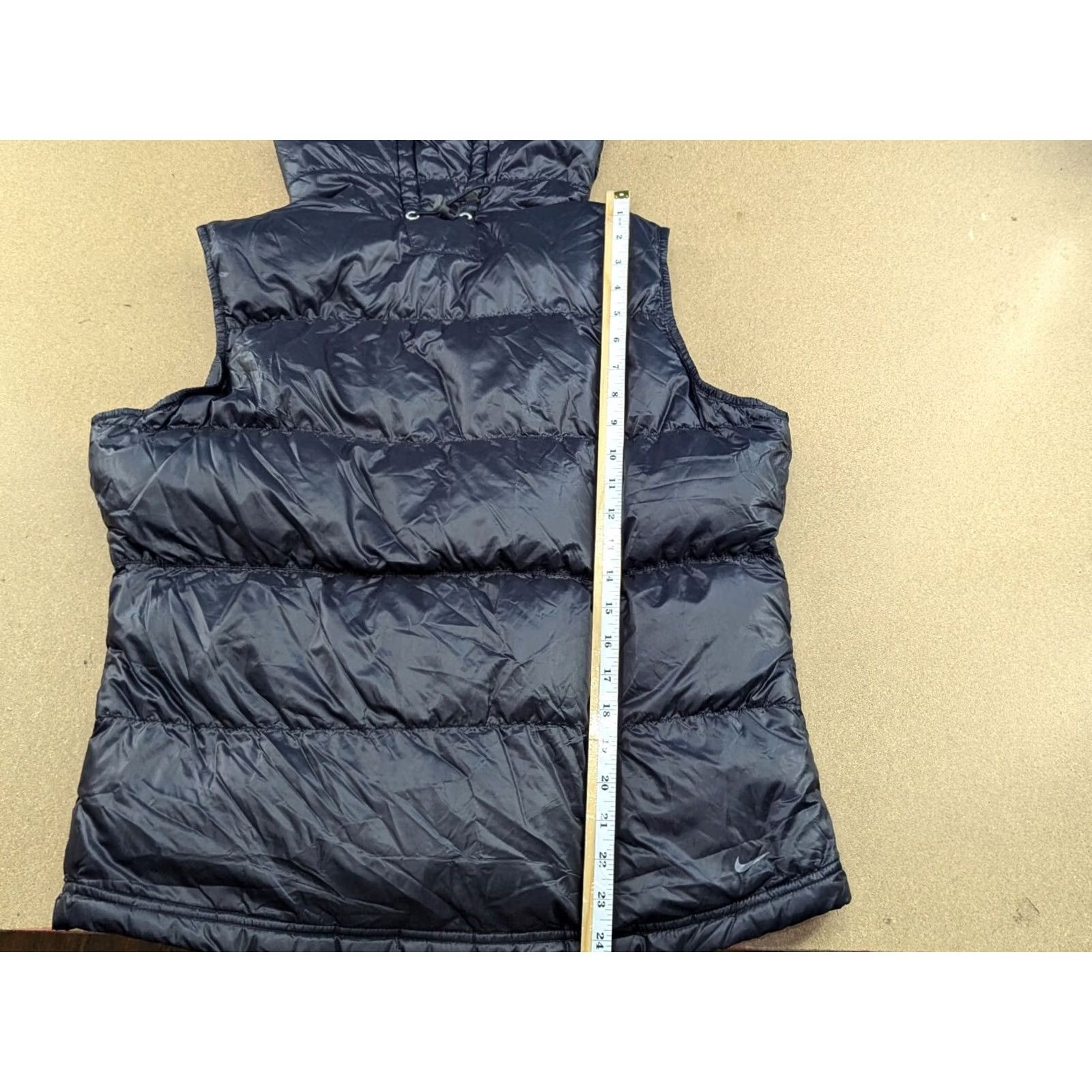 Nike Nike ACG Vest Womens Size M Hooded Full Zip Black Down 550 Gilet Puffer Jacket Core Nylon Polyester Sleeve: Sleeveless Size M / US 6-8 / IT 42-44 - 3 Thumbnail