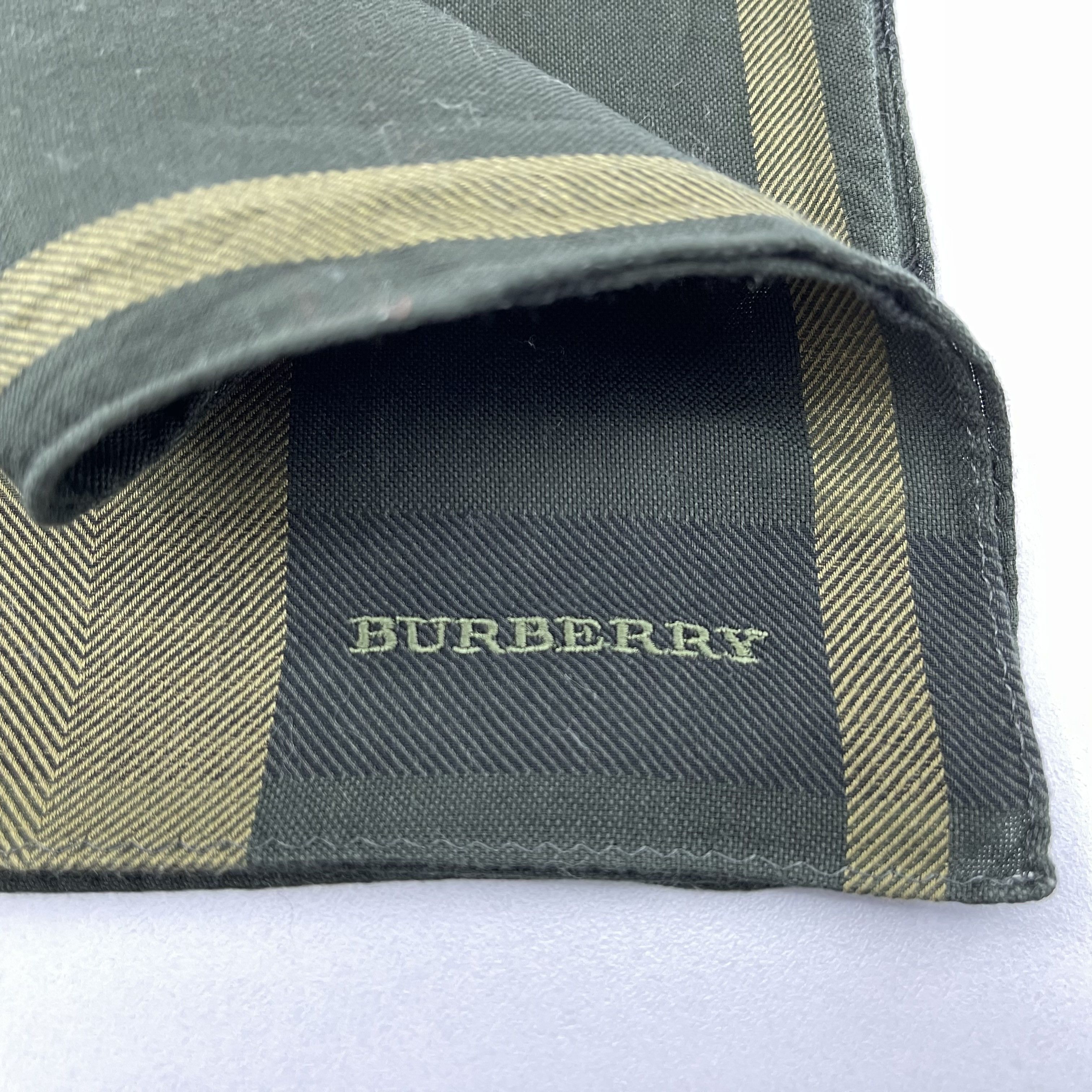 Burberry × Vintage Burberry Handkerchief/Neckerchief/Bandana-KD3234 Size ONE SIZE - 3 Thumbnail