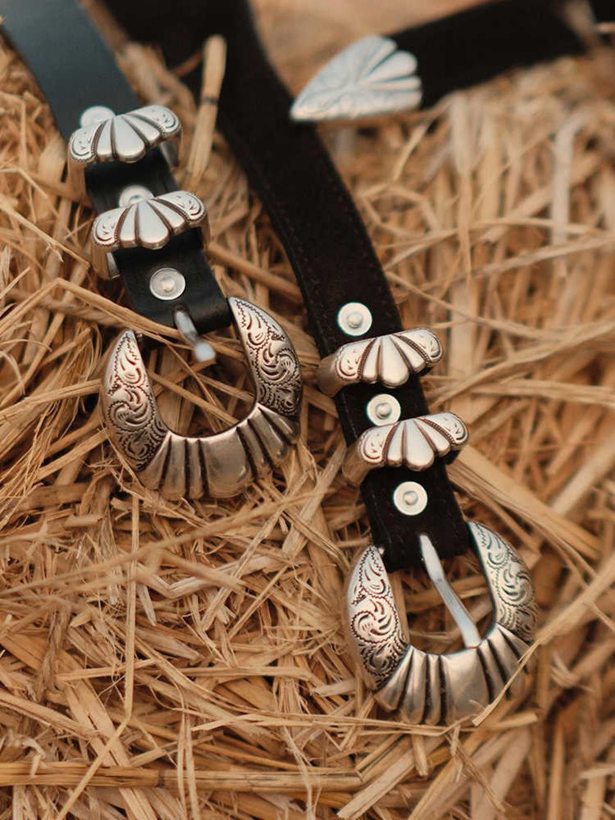Leather Western Suede Belt – Two-Tone, Carved Silver Buckle Size ONE SIZE - 5 Thumbnail