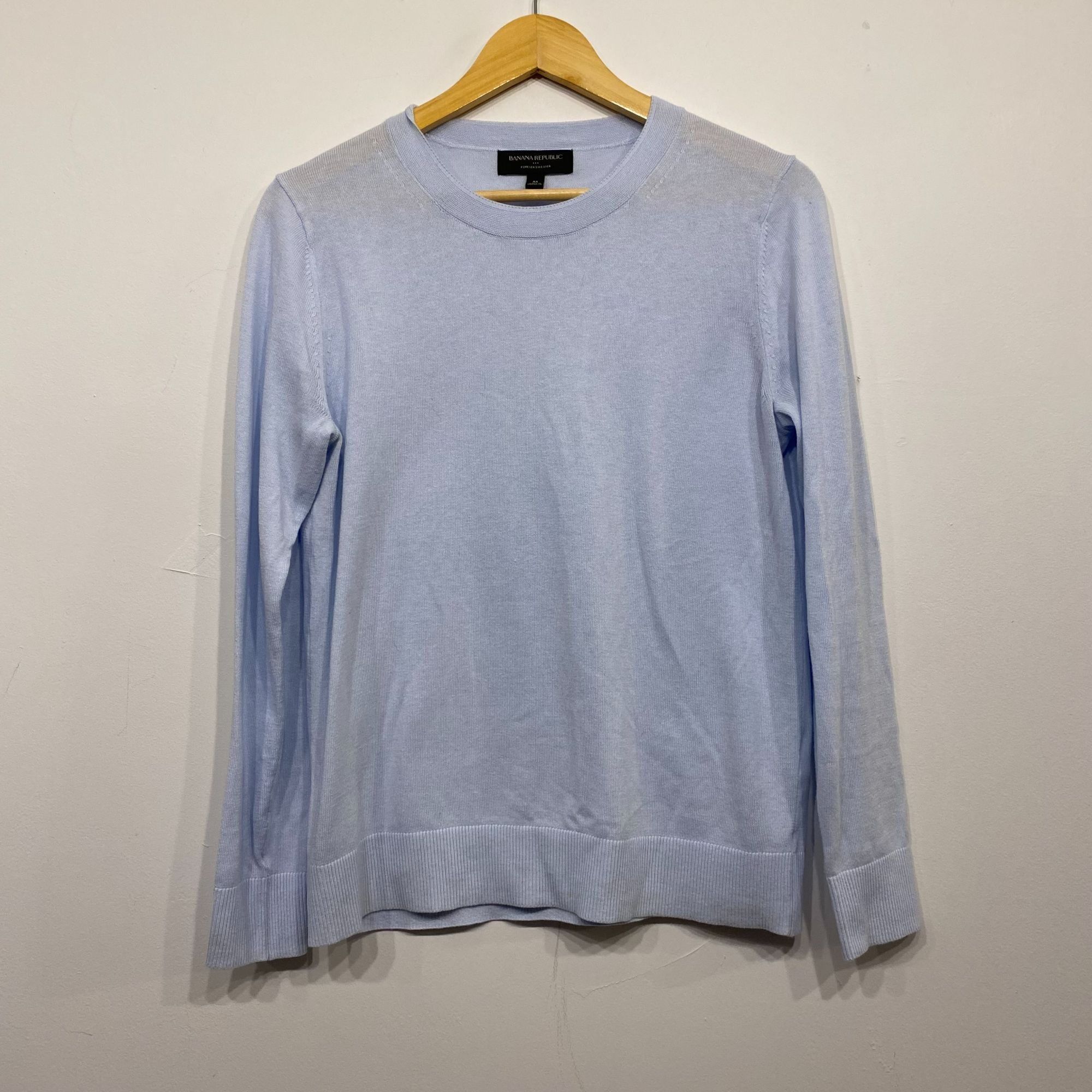 Banana Republic Banana Republic Light Blue Crew Neck Forever Sweater Size Me Size M / US 6-8 / IT 42-44 - 1 Thumbnail