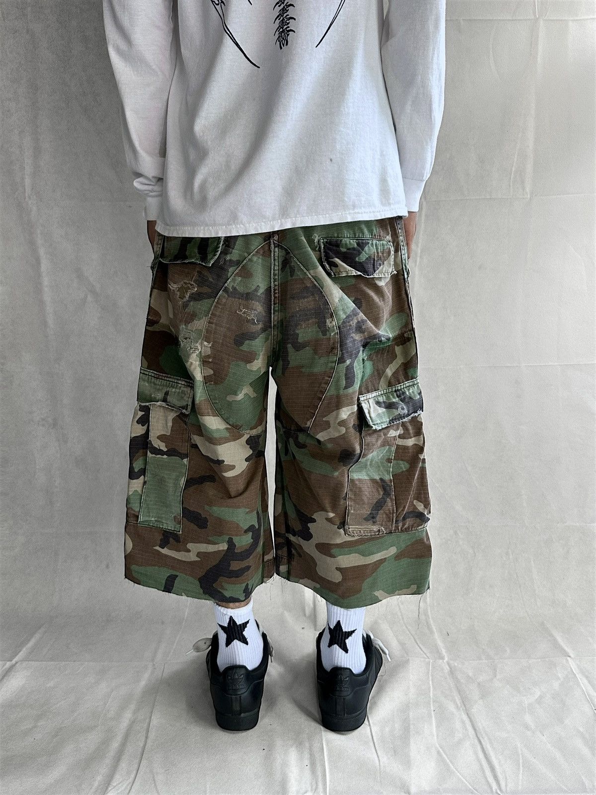 Woodlands VTG WOODLAND CARGO CUSTOM SHORT Size US 34 / EU 50 - 2 Thumbnail