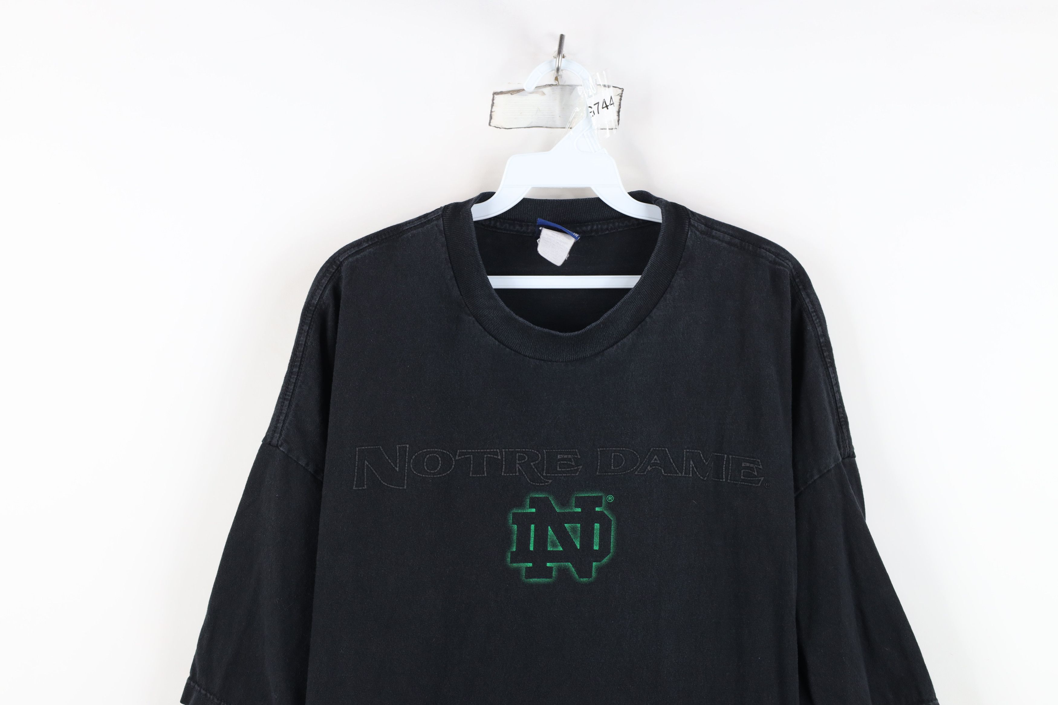 Vintage Vintage 90s Heavyweight Notre Dame University T-Shirt Black Size US XXL / EU 58 / 5 - 2 Thumbnail