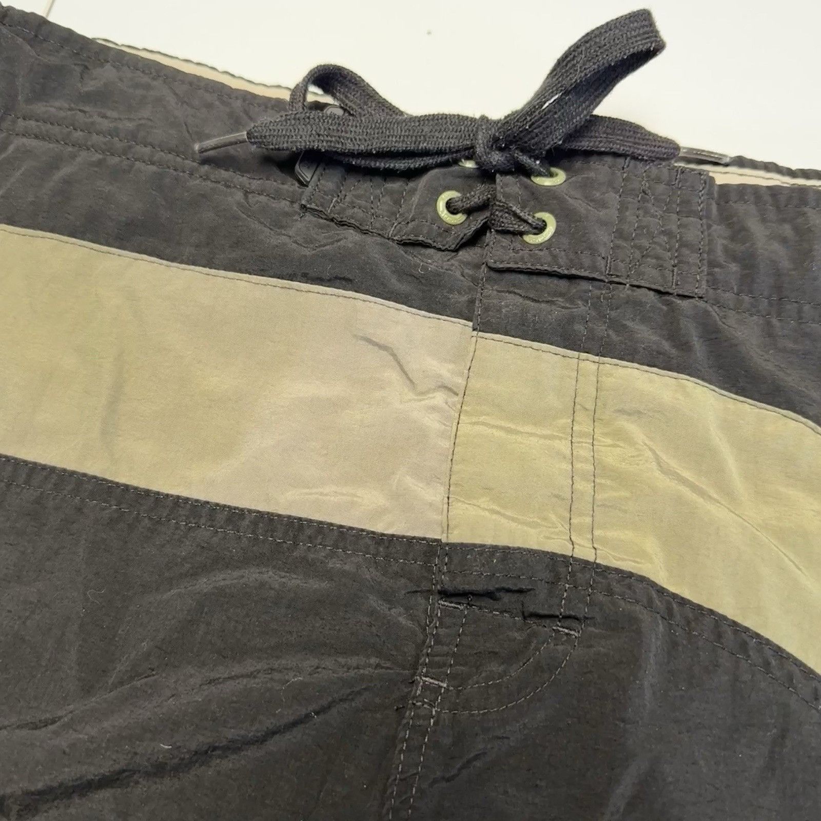 Body Glove Body Glove Swim Trunks Board Shorts Mesh Lined Black Mens 39 Size US 39 - 3 Thumbnail