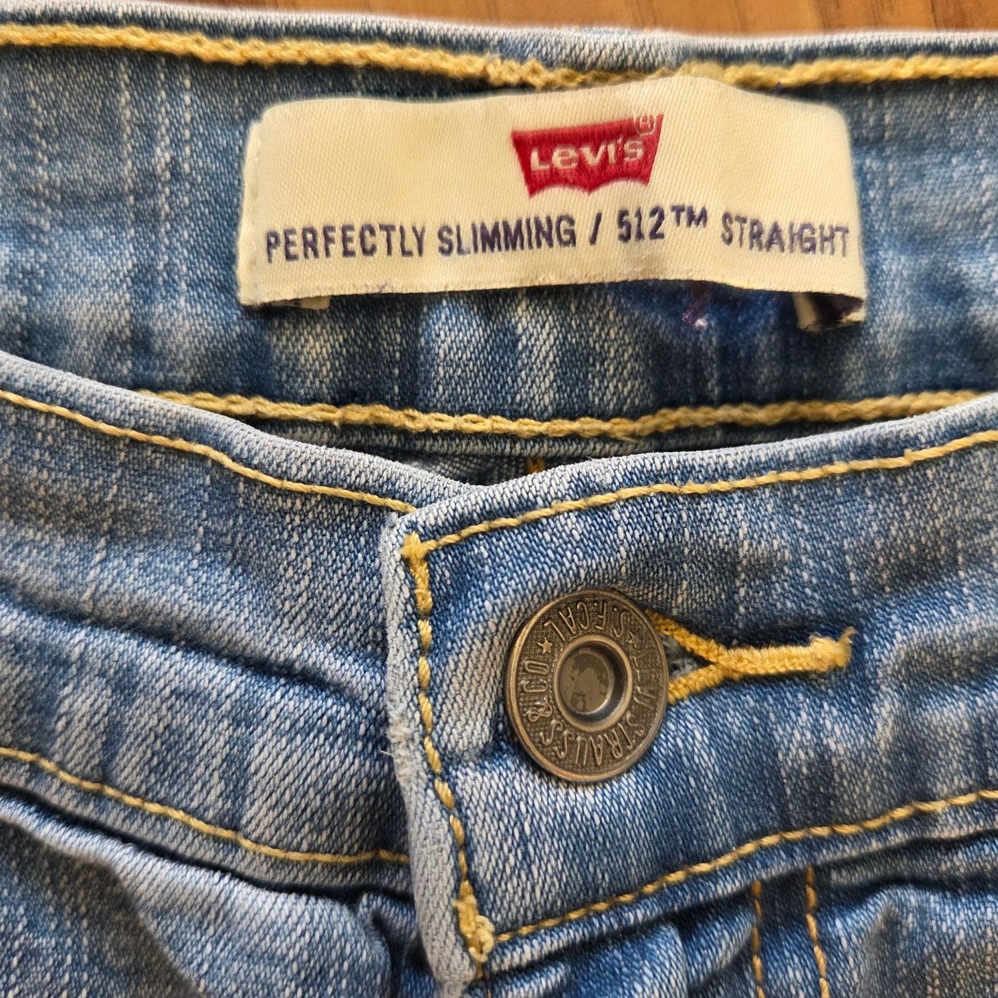 Levi's Levi's 512 Women's Jeans - Perfectly Slimming - Size 10M Size 32" / US 10 / IT 46 - 3 Thumbnail