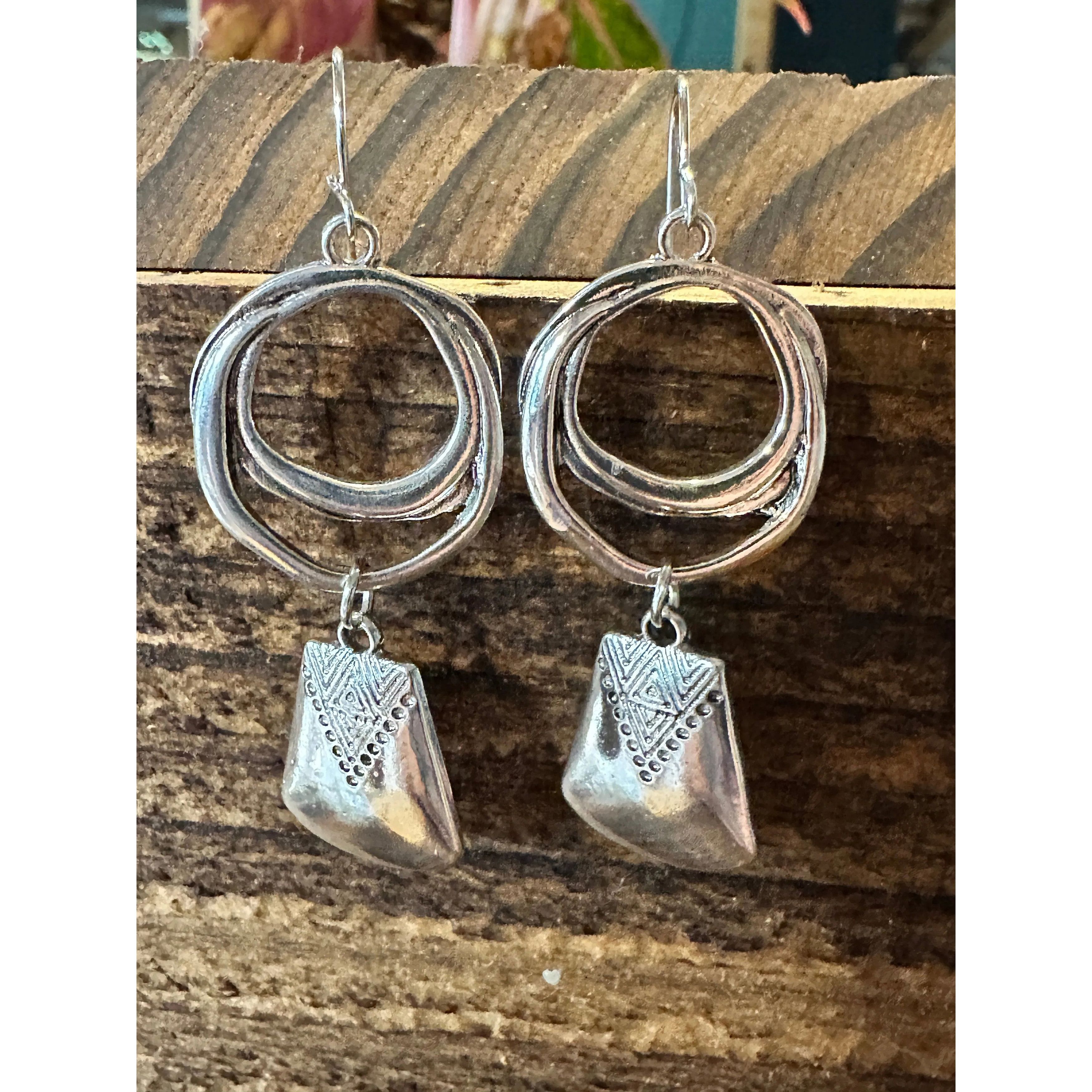 Other Boho Hippie Western Cowgirl Circle Silver Drop Wire Earrings Size ONE SIZE - 3 Thumbnail