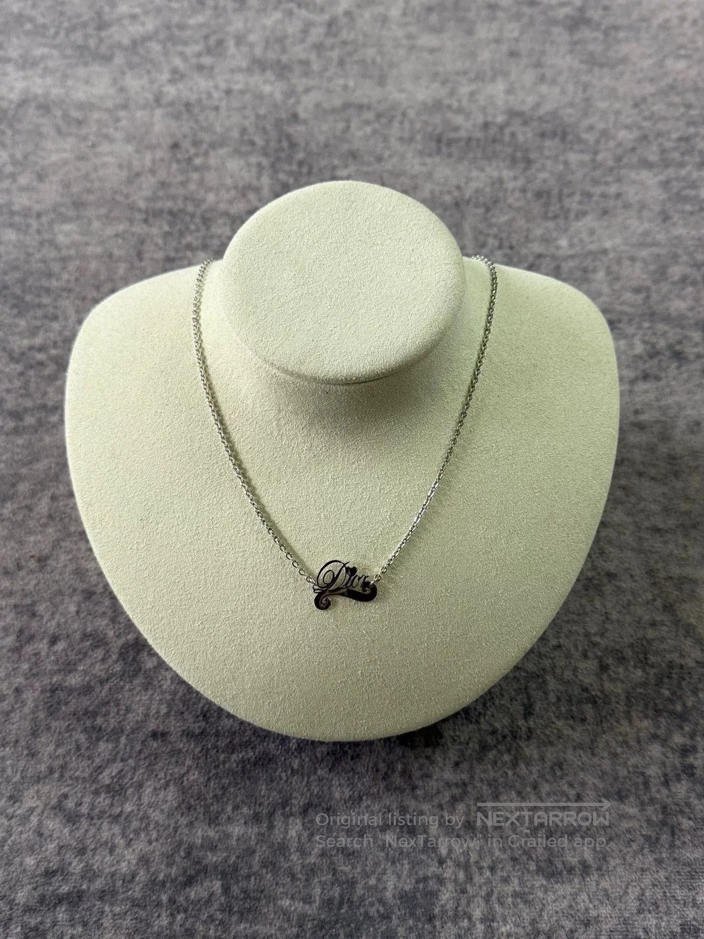Dior Dior Logo Necklace in Excellent Condition. Size ONE SIZE - 1 Thumbnail