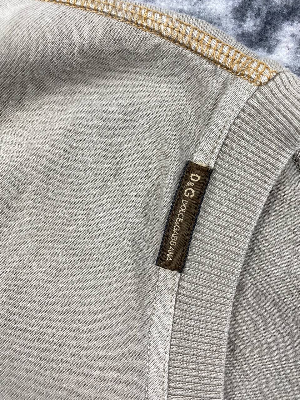 Dolce & Gabbana Dolce & Gabbana Reductions V-Neck T-Shirt Big Logo Men Size US S / EU 44-46 / 1 - 5 Thumbnail