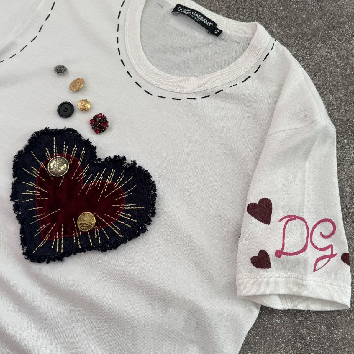 Dolce & Gabbana D&G Dolce & Gabbana Y2K Heart Patch T-Shirt Size M / US 6-8 / IT 42-44 - 4 Thumbnail