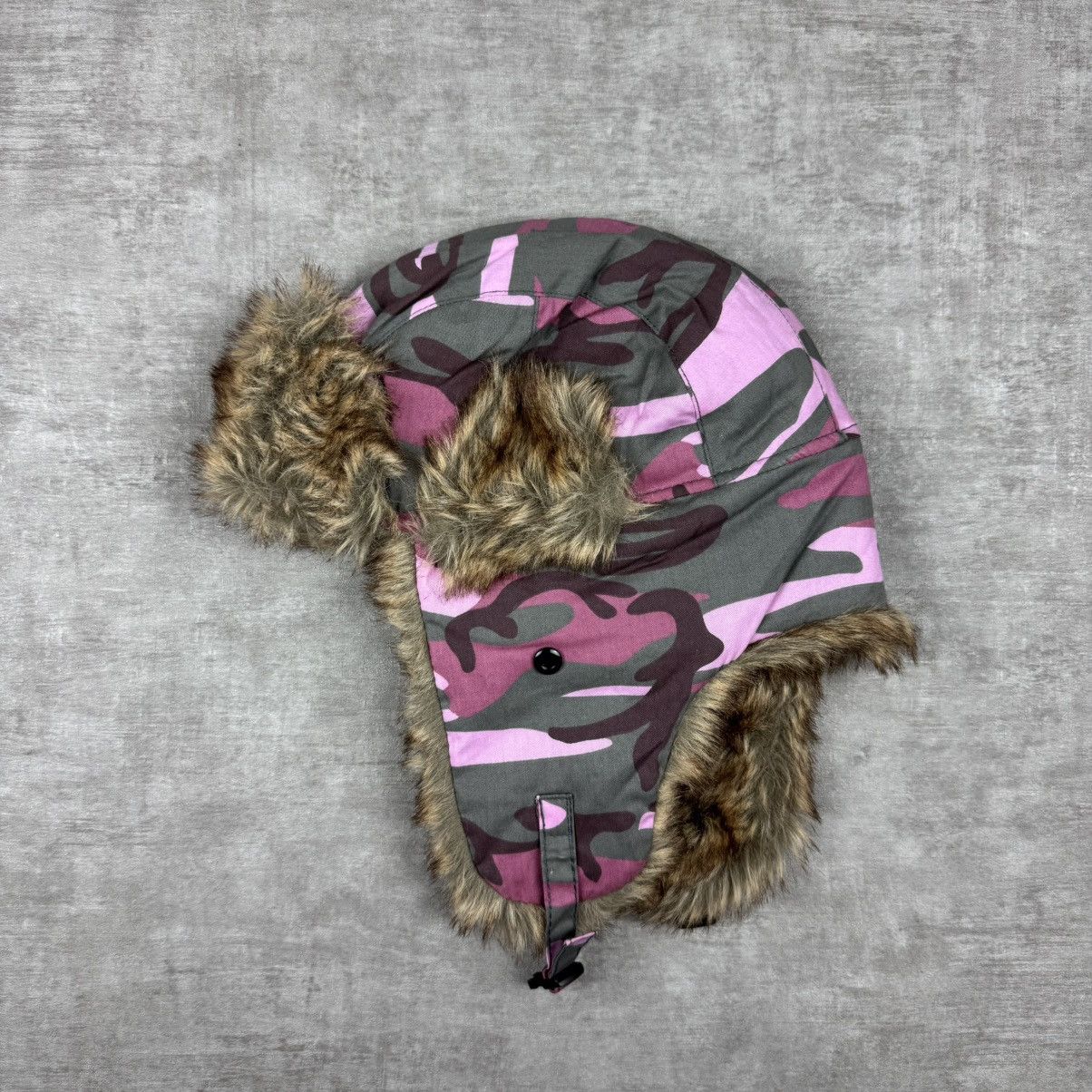 Other Y2K Pink Camo Ushanka Size ONE SIZE - 1 Thumbnail