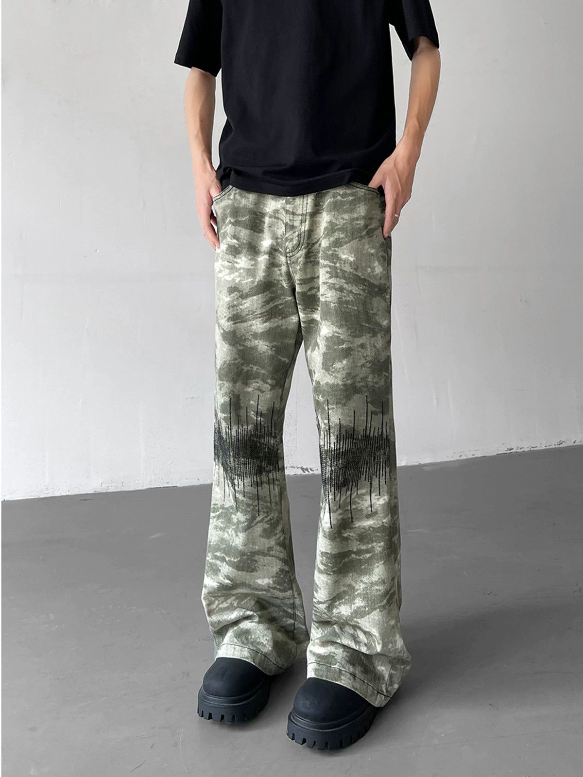 Jean Men's hiphop straight casual flared camouflage jeans Size US 32 / EU 48 - 3 Thumbnail