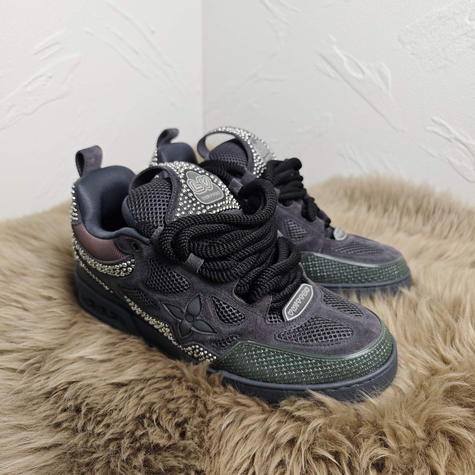 Louis Vuitton Louis Vuitton Skate Studded Low-Top Sneakers Size 9.5 Size US 9.5 / EU 42-43 - 1 Thumbnail