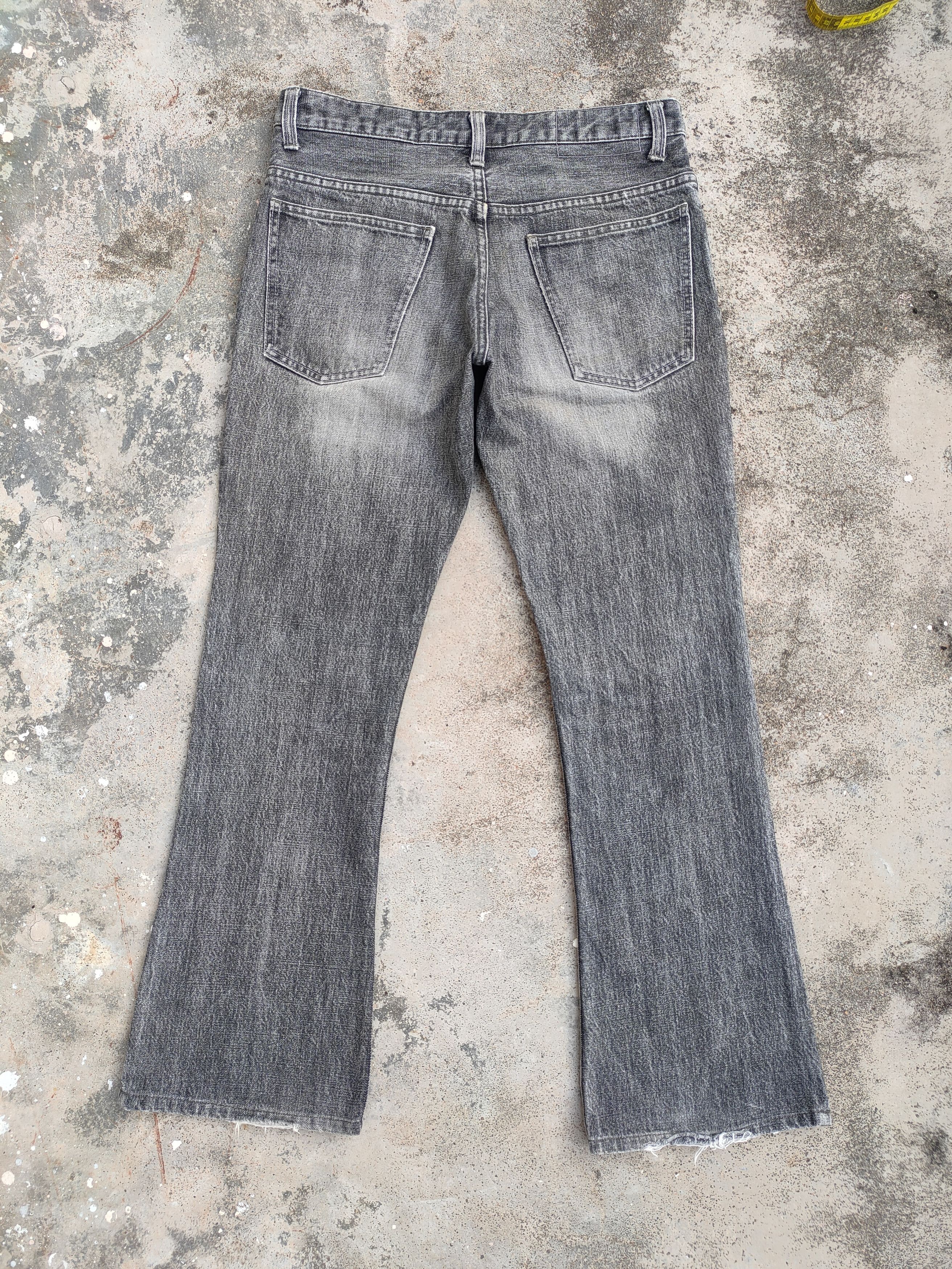 Japanese Brand VINTAGE AGELESS BLACK FLARE RIPPED JEANS DENIM PANTS Size US 31 - 7 Thumbnail