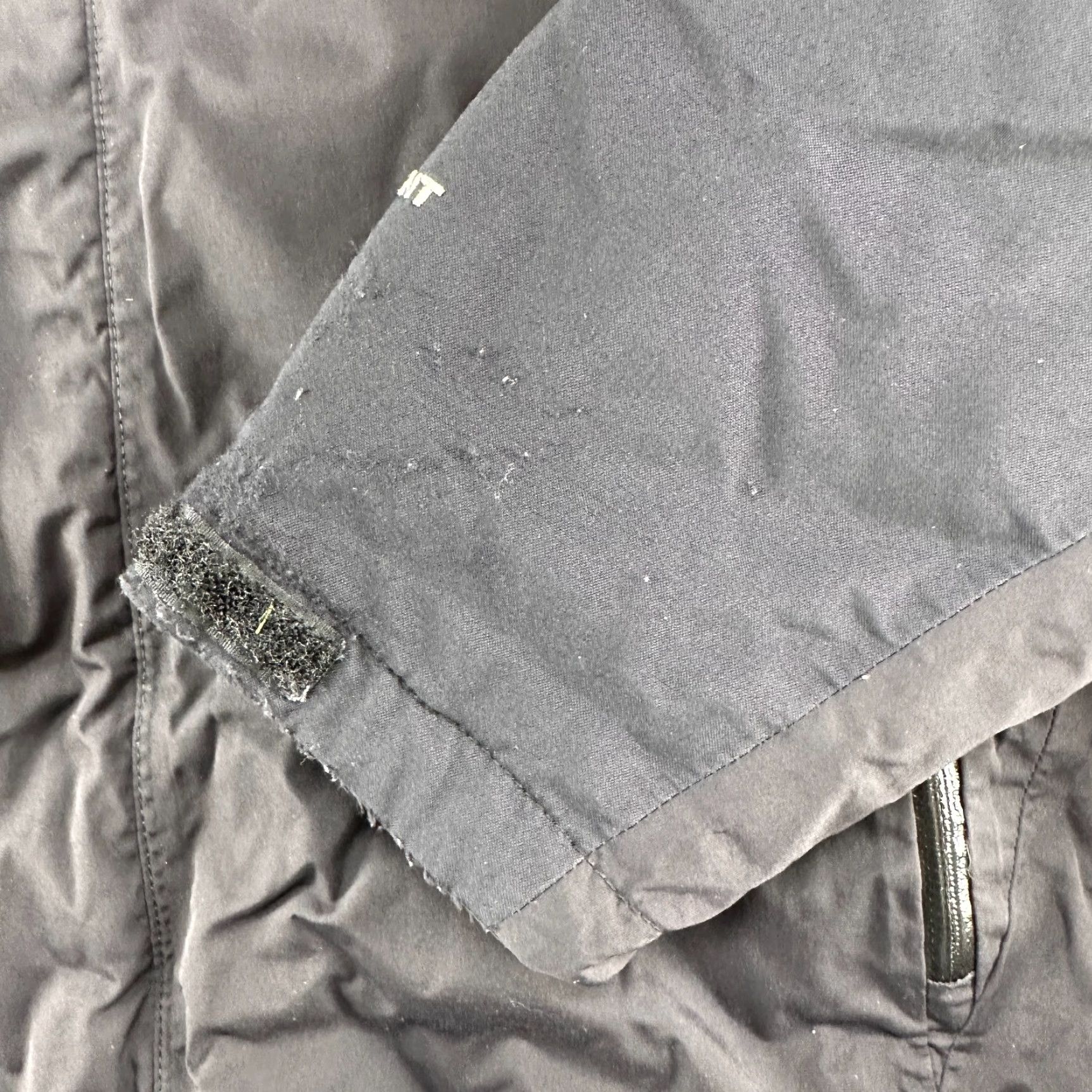 The North Face The North Face Jacket Mens Small Black Hooded Quilted Parka Hyvent Rain Thermoball Size US S / EU 44-46 / 1 - 3 Thumbnail