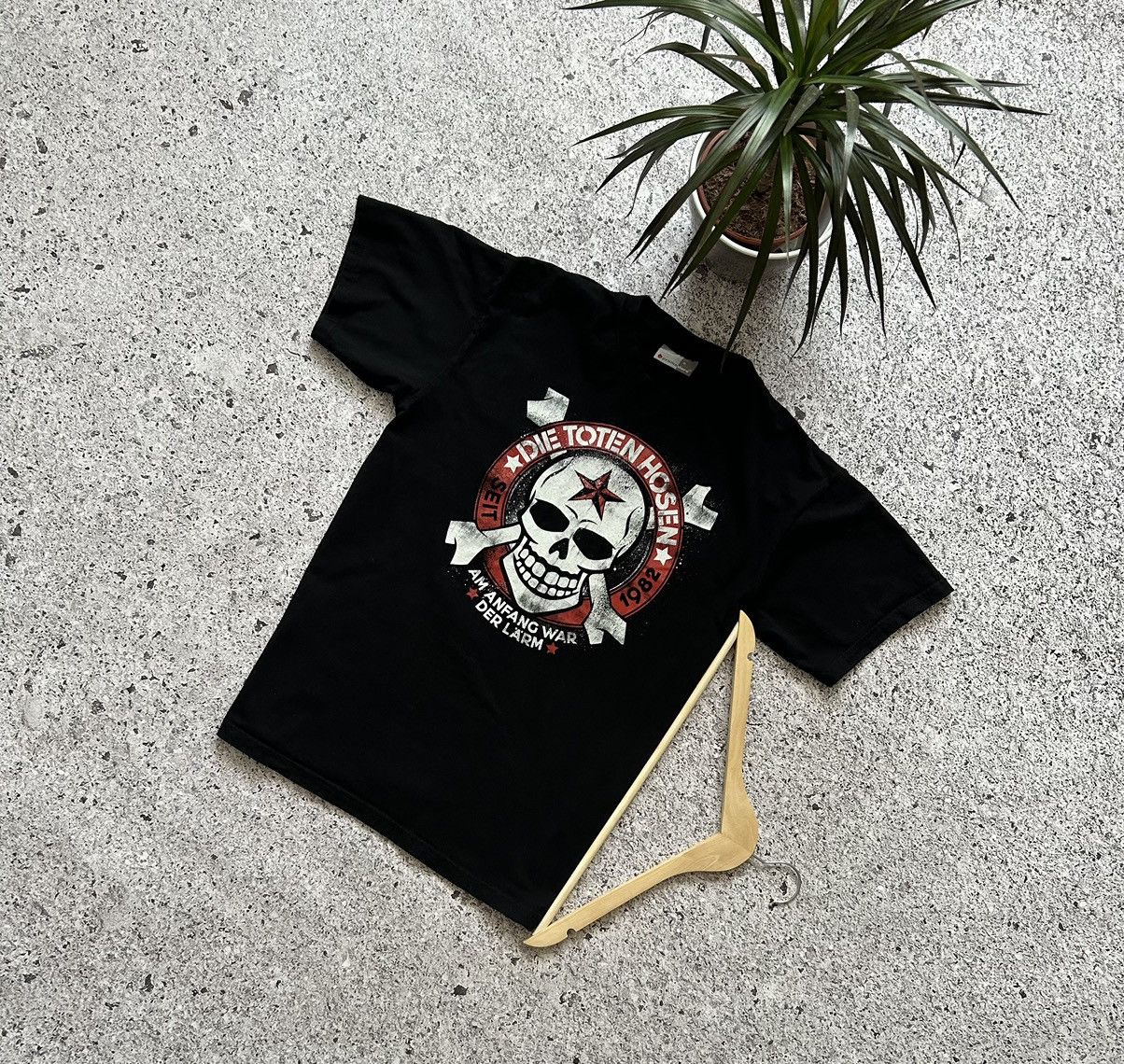 Band Tees × Vintage Vintage Die Toten Hosen An Anfang War Tour 2015 T-Shirt Size US M / EU 48-50 / 2 - 1 Thumbnail