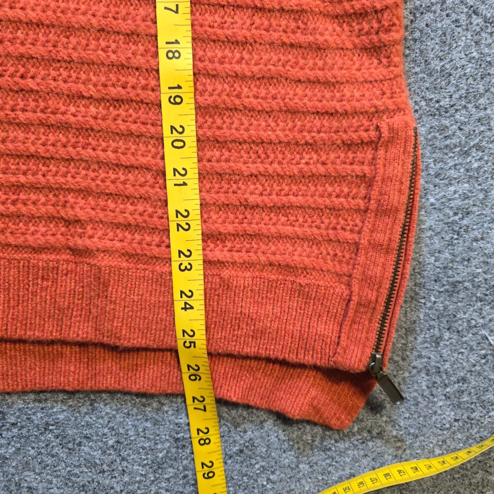Vintage Garnet Hill Sweater Womens Size L Orange Wool Angora Rabbit Hair Textured Casual Pullover Knit Long Sleeve Round Neck Classic, Regular Fit, Women Size L / US 10 / IT 46 - 7 Thumbnail