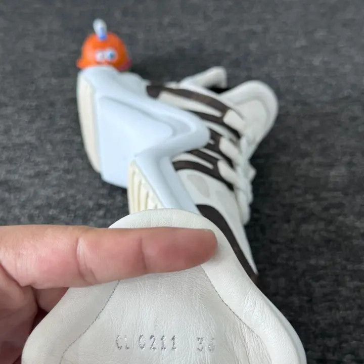 Louis Vuitton Louis Vuitton Archlight Low-Top Sport Sneakers -2508 Size US 6 / IT 36 - 5 Thumbnail