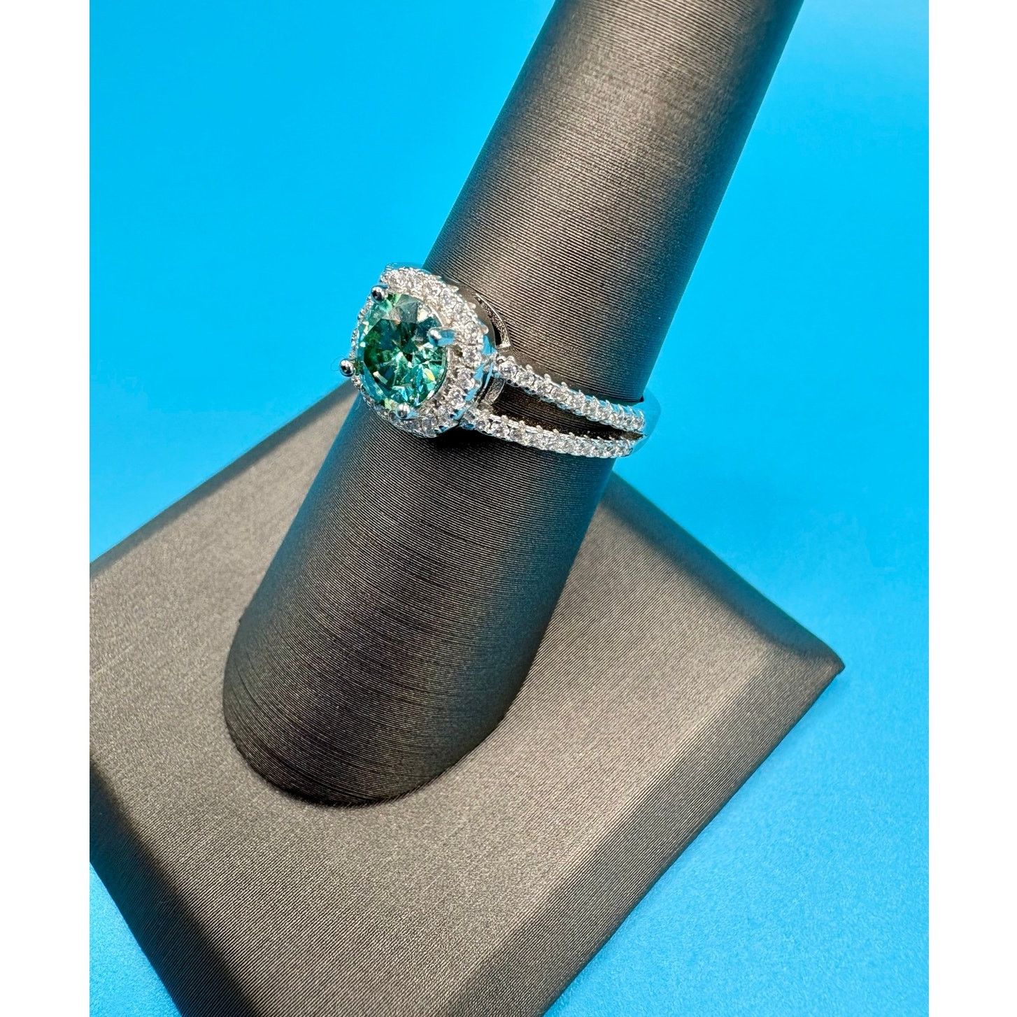 Jewelry NEW 2CTW Tourmaline & White Colored Moissanite Ring in 925 Size ONE SIZE - 2 Thumbnail
