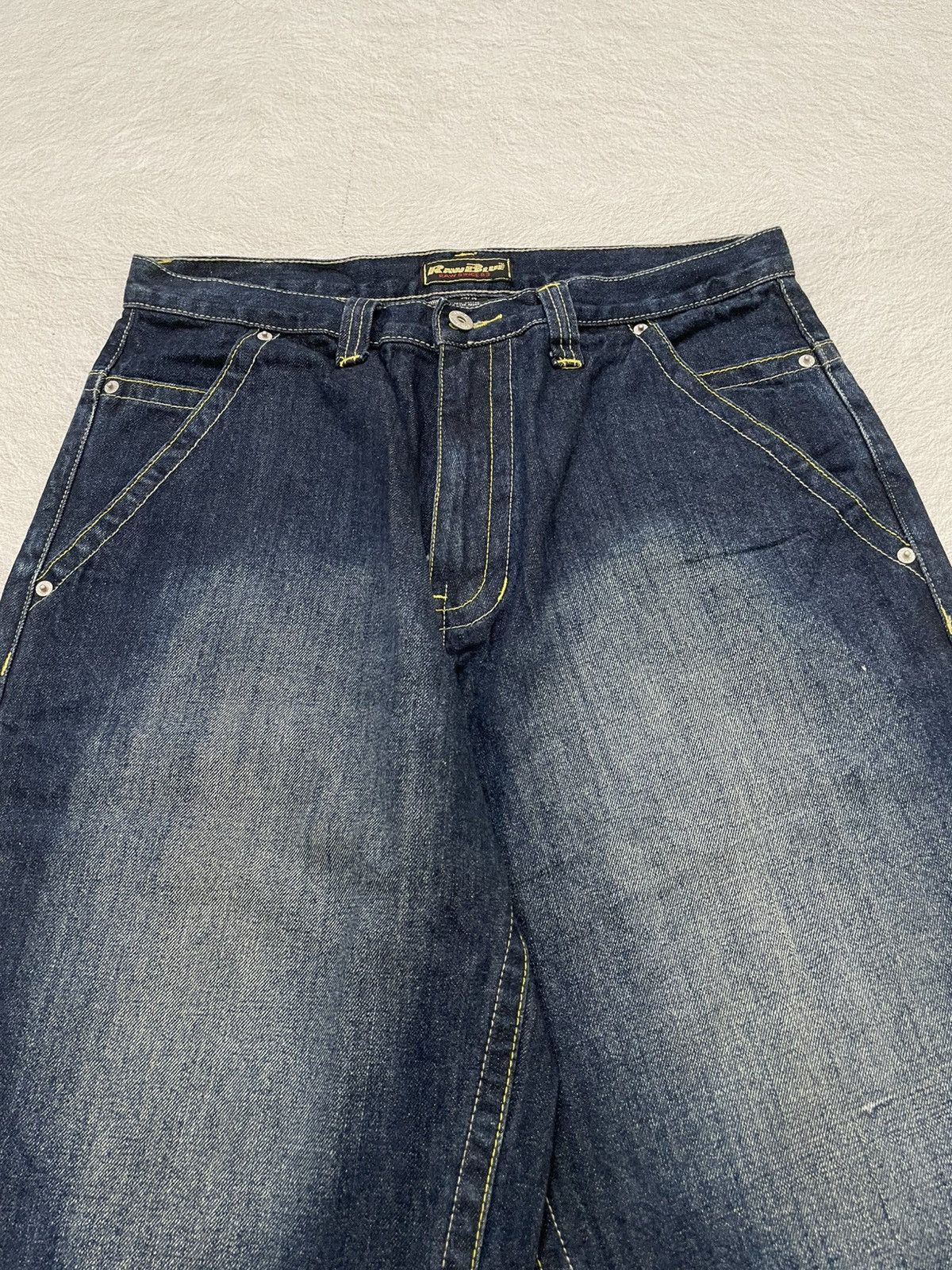 Japanese Brand 2000s Rawblue Crown Graphic Denim Shorts Y2K Streetwear Size US 33 - 3 Thumbnail