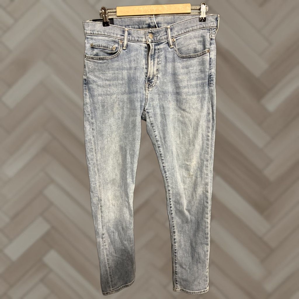 Abercrombie & Fitch Abercrombie & Fitch Jeans Mens 32 Slim Athletic Skinny Stretch Denim Pant 32x32 Blue Cotton Denim Logo Regular Mens Jeans Size US 32 / EU 48 - 1 Thumbnail