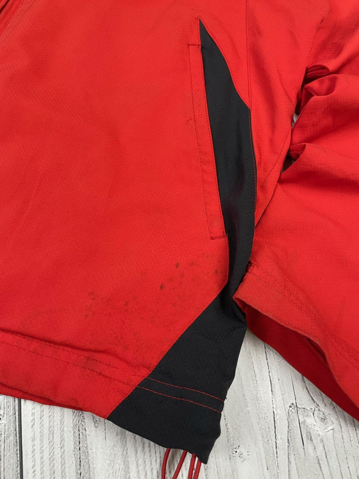 Nike Vintage nike Manchester United soccer jacket size M rare Size US M / EU 48-50 / 2 - 3 Thumbnail