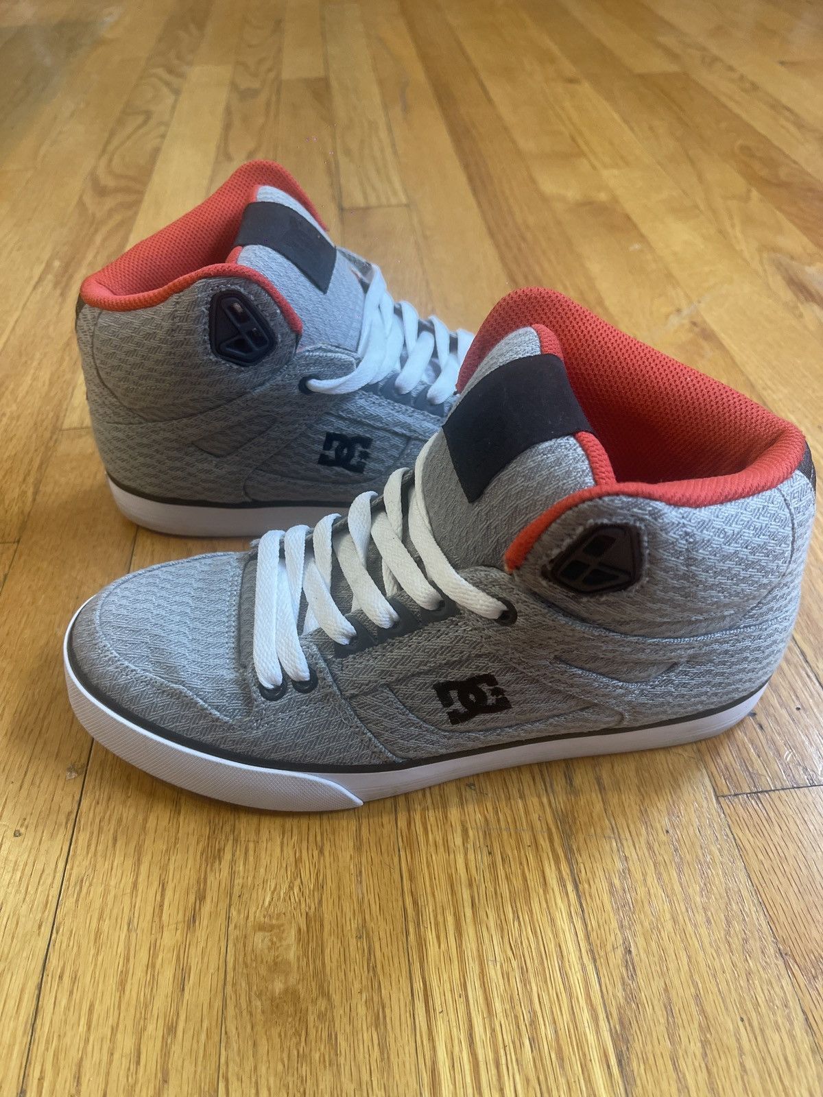 DC × Other Skaters Dc Shoes Size US 7.5 / EU 40-41 - 1 Thumbnail