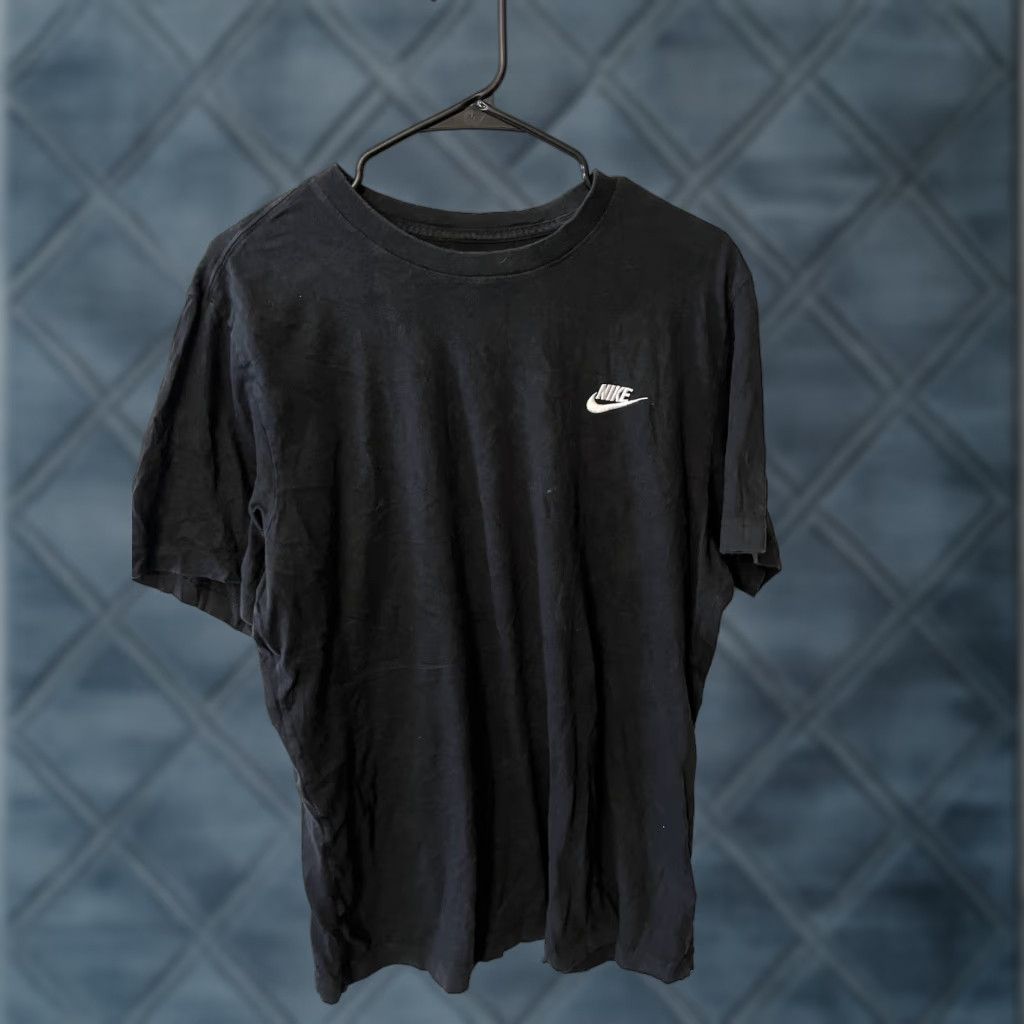 Nike Nike T-Shirt Adult L Black Short Sleeve Crewneck Logo Swoosh Nike Dri-Fit Mens Size US L / EU 52-54 / 3 - 1 Thumbnail